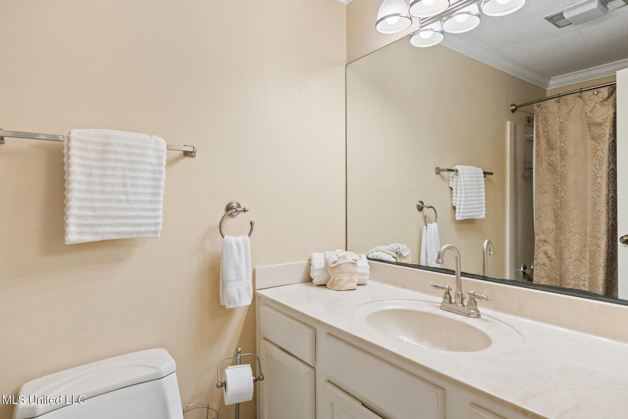 1130 Beach Boulevard Property Photo 18