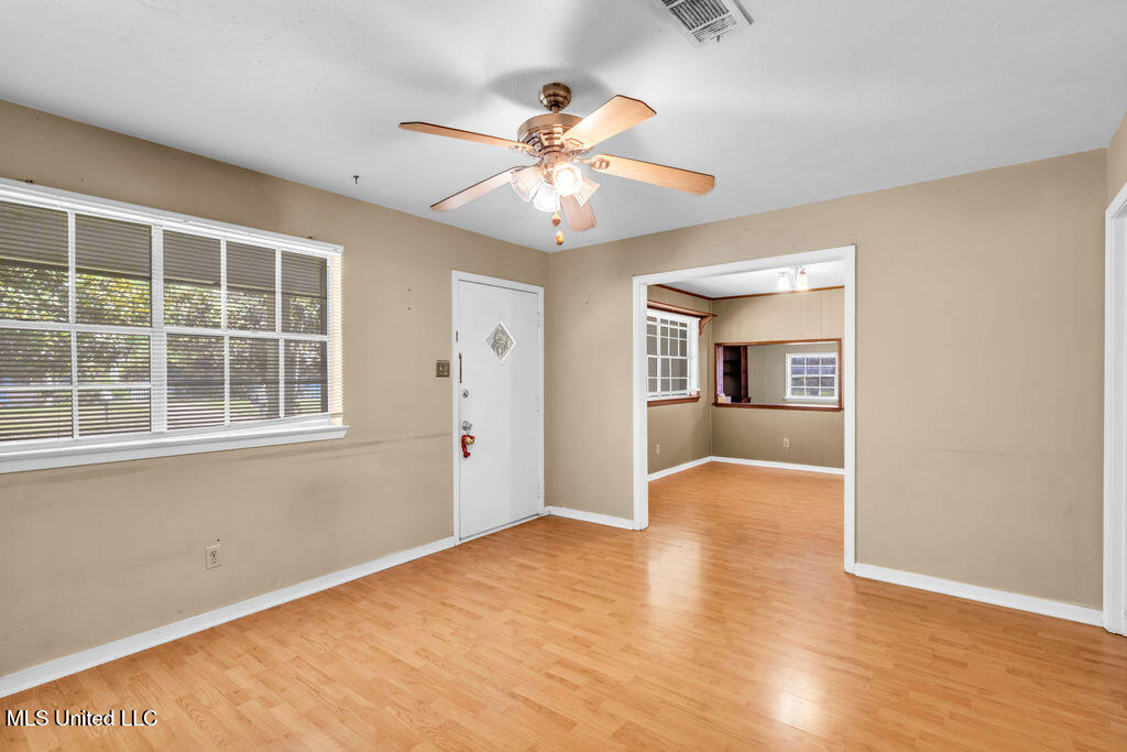 101 North Street Property Photo 3