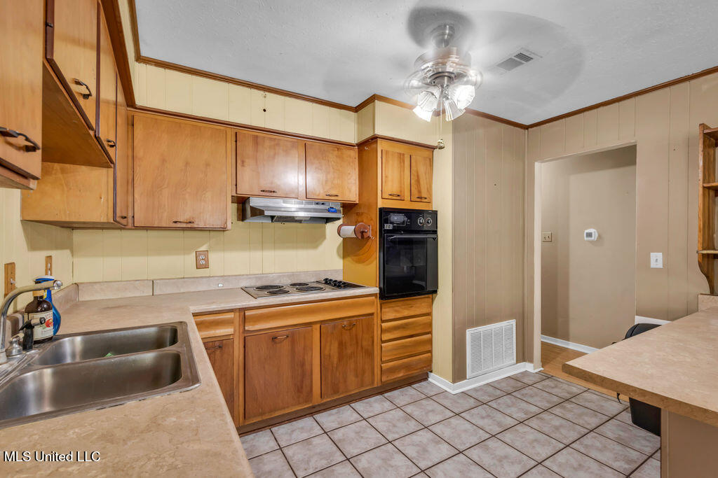 101 North Street Property Photo 13