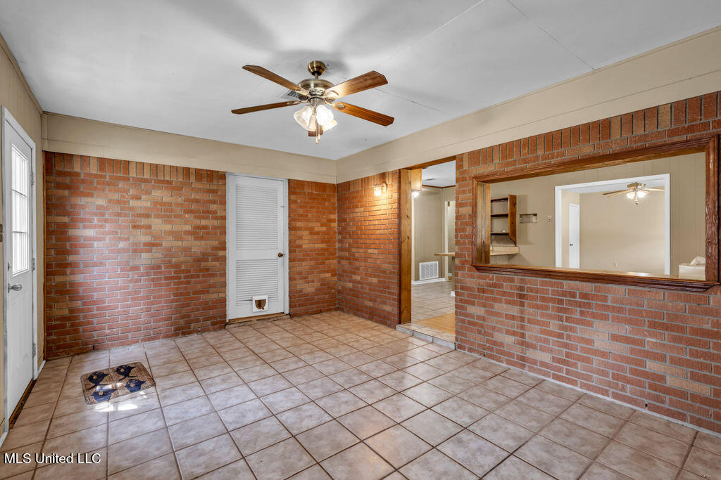 101 North Street Property Photo 17