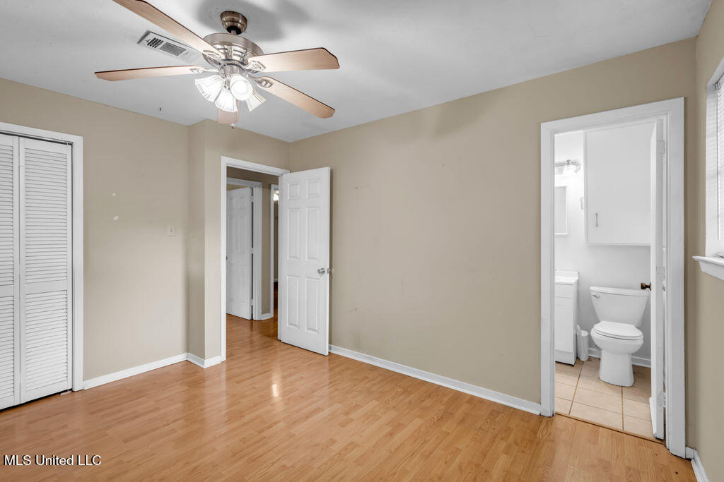 101 North Street Property Photo 21