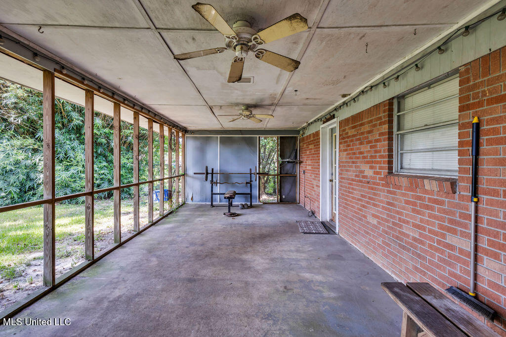 101 North Street Property Photo 27