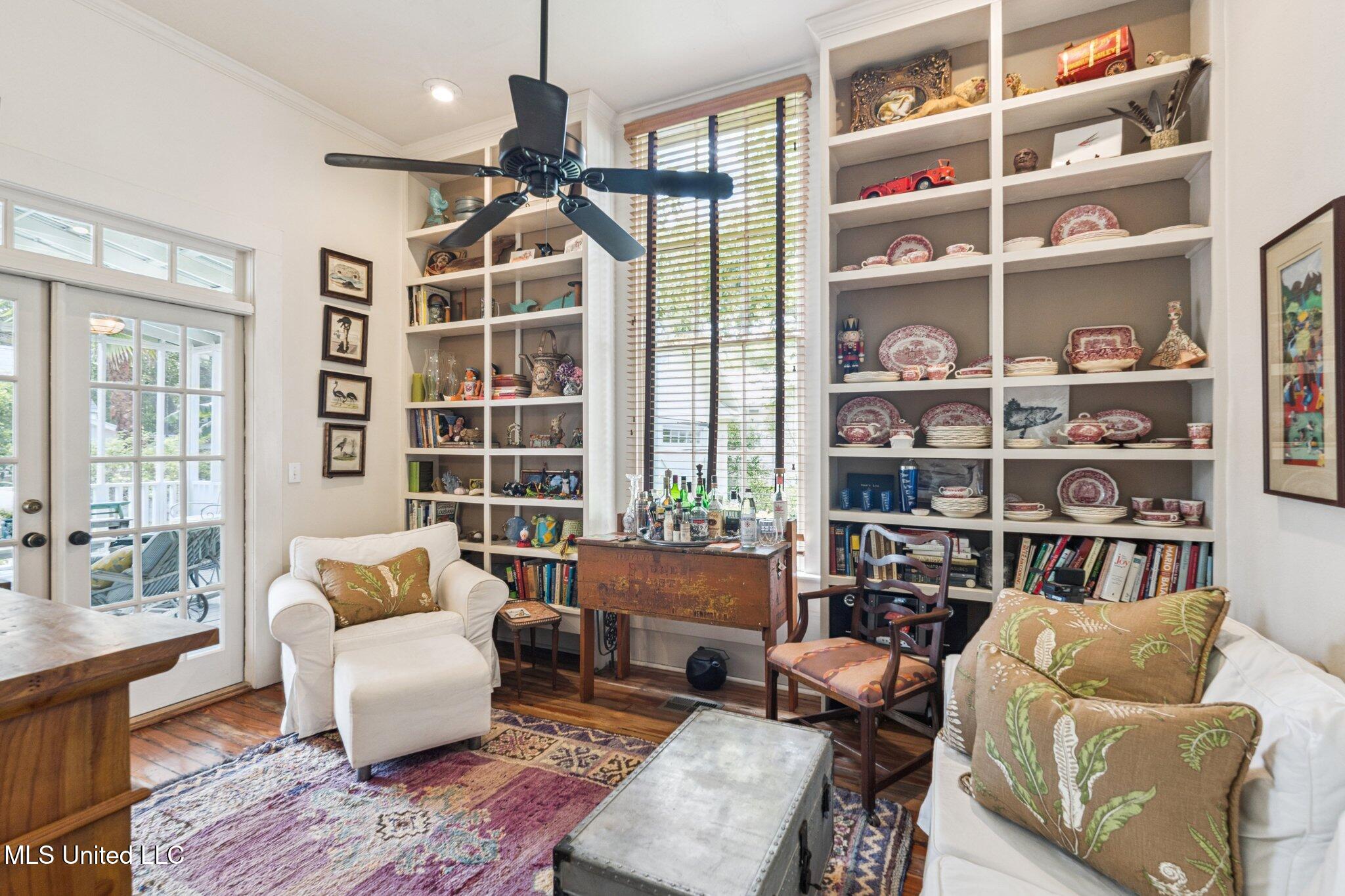 200 Carroll Avenue Property Photo 15