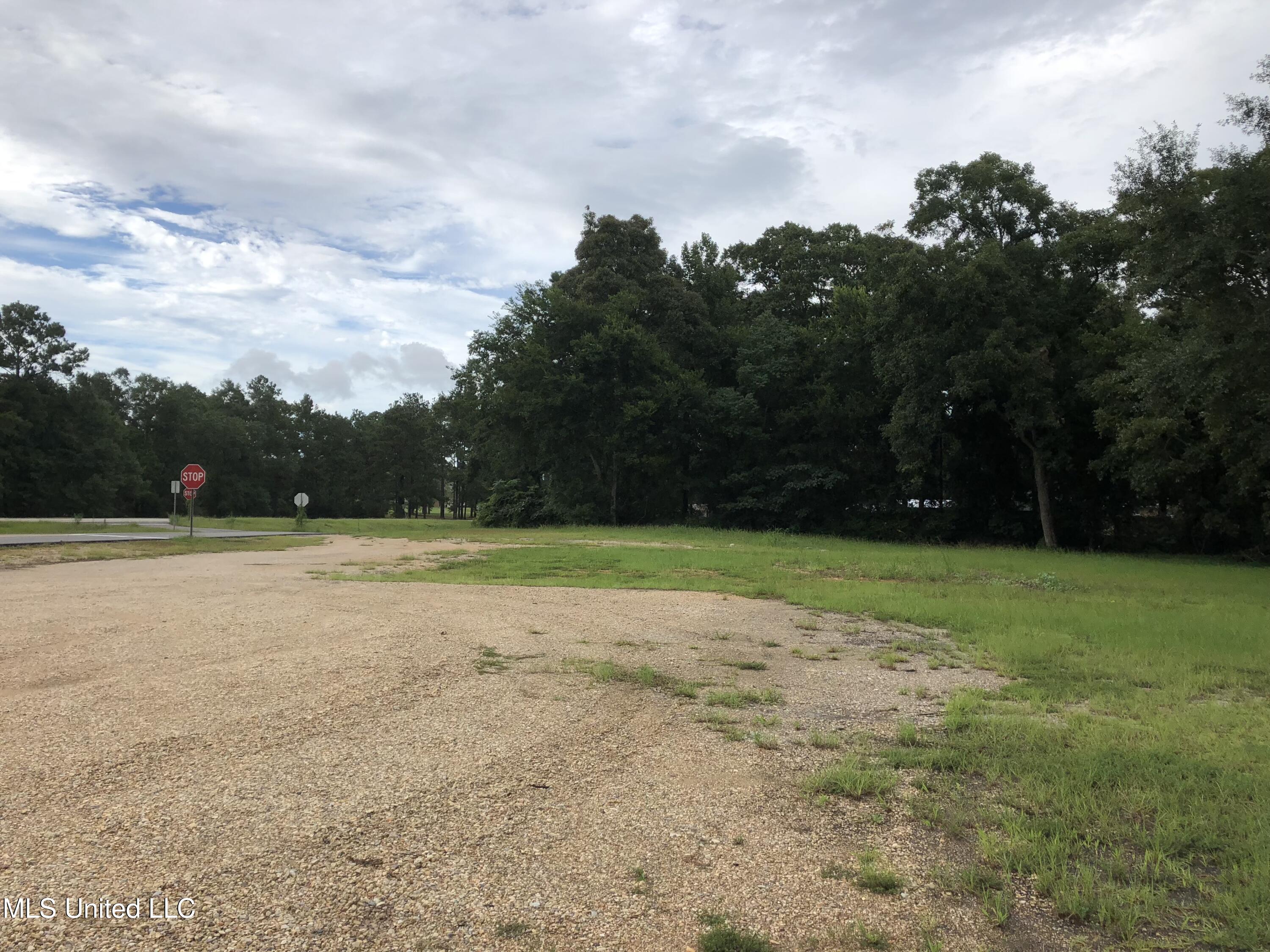 Us-11 Property Photo 2