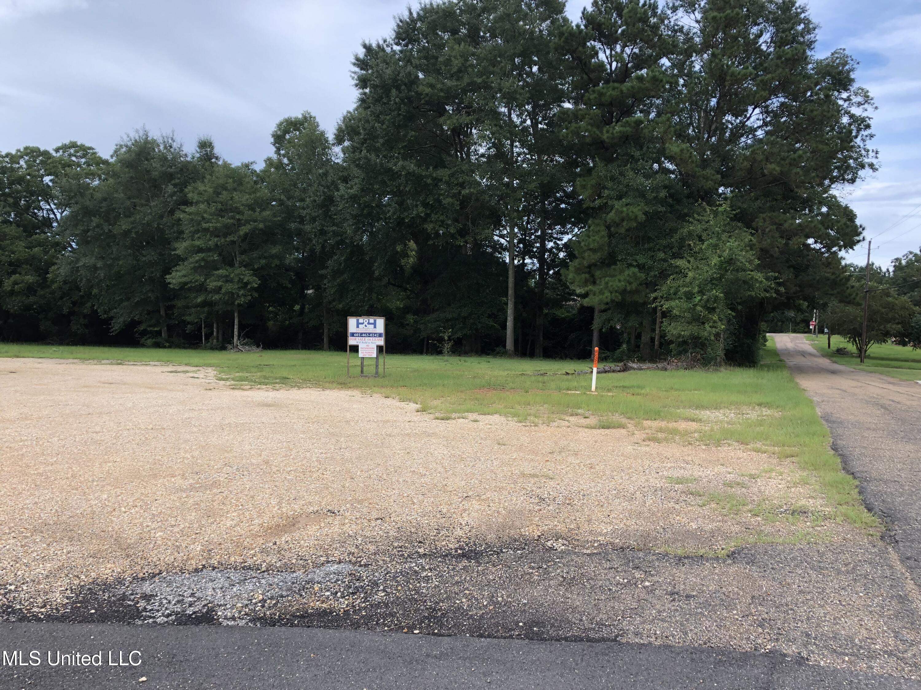 Us-11 Property Photo 3
