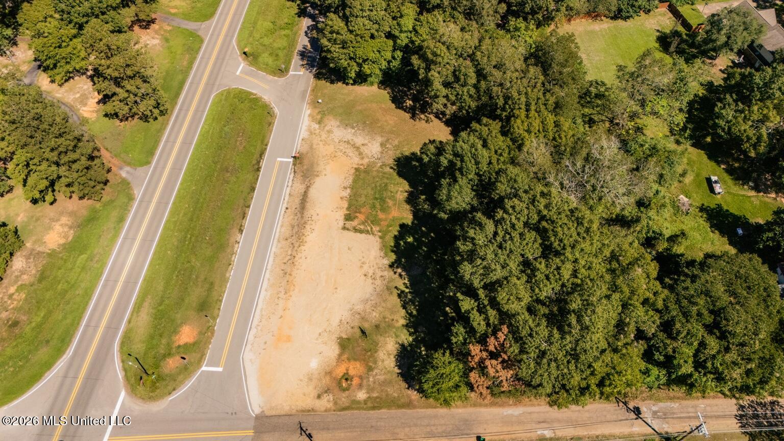 Us-11 Property Photo 4