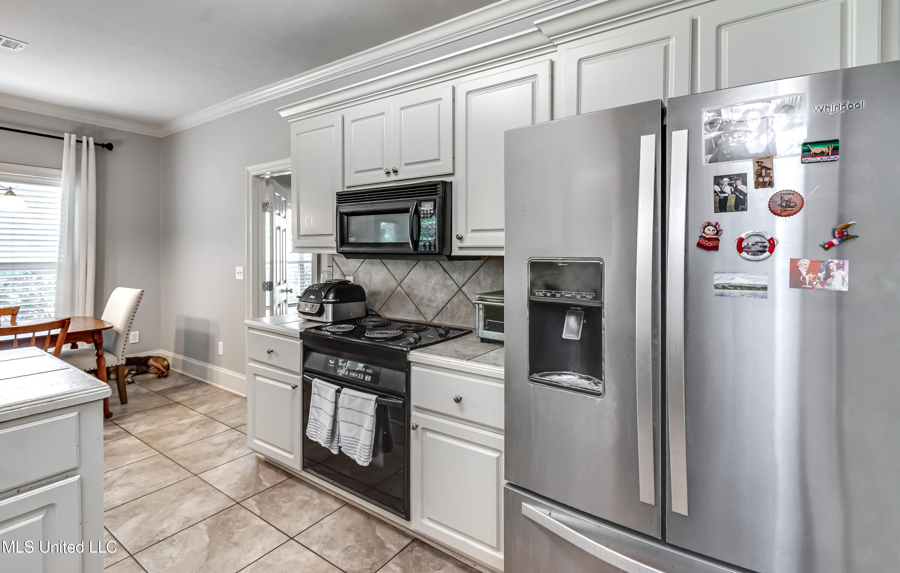 163 Seville Way Property Photo 29