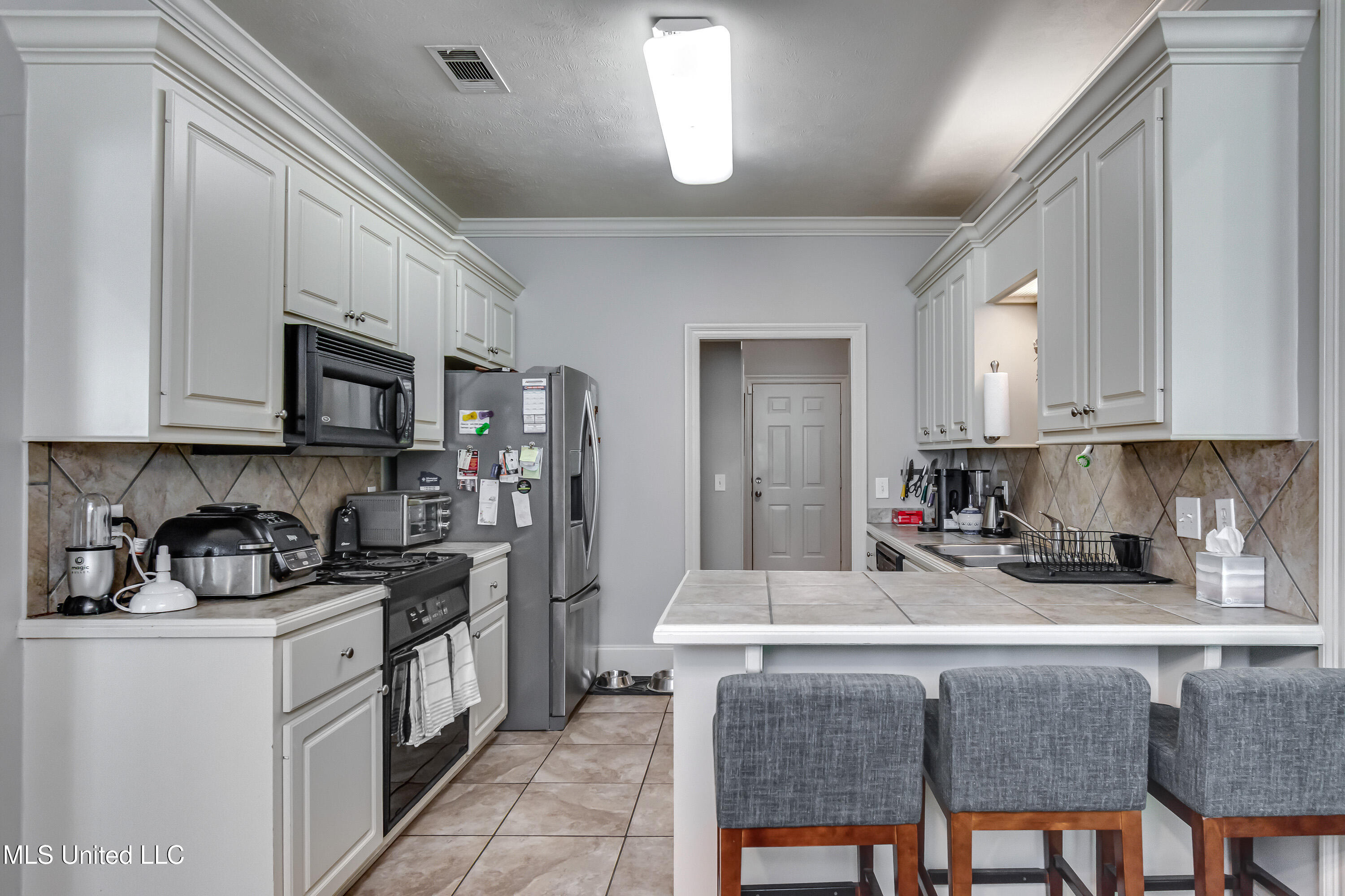 163 Seville Way Property Photo 30