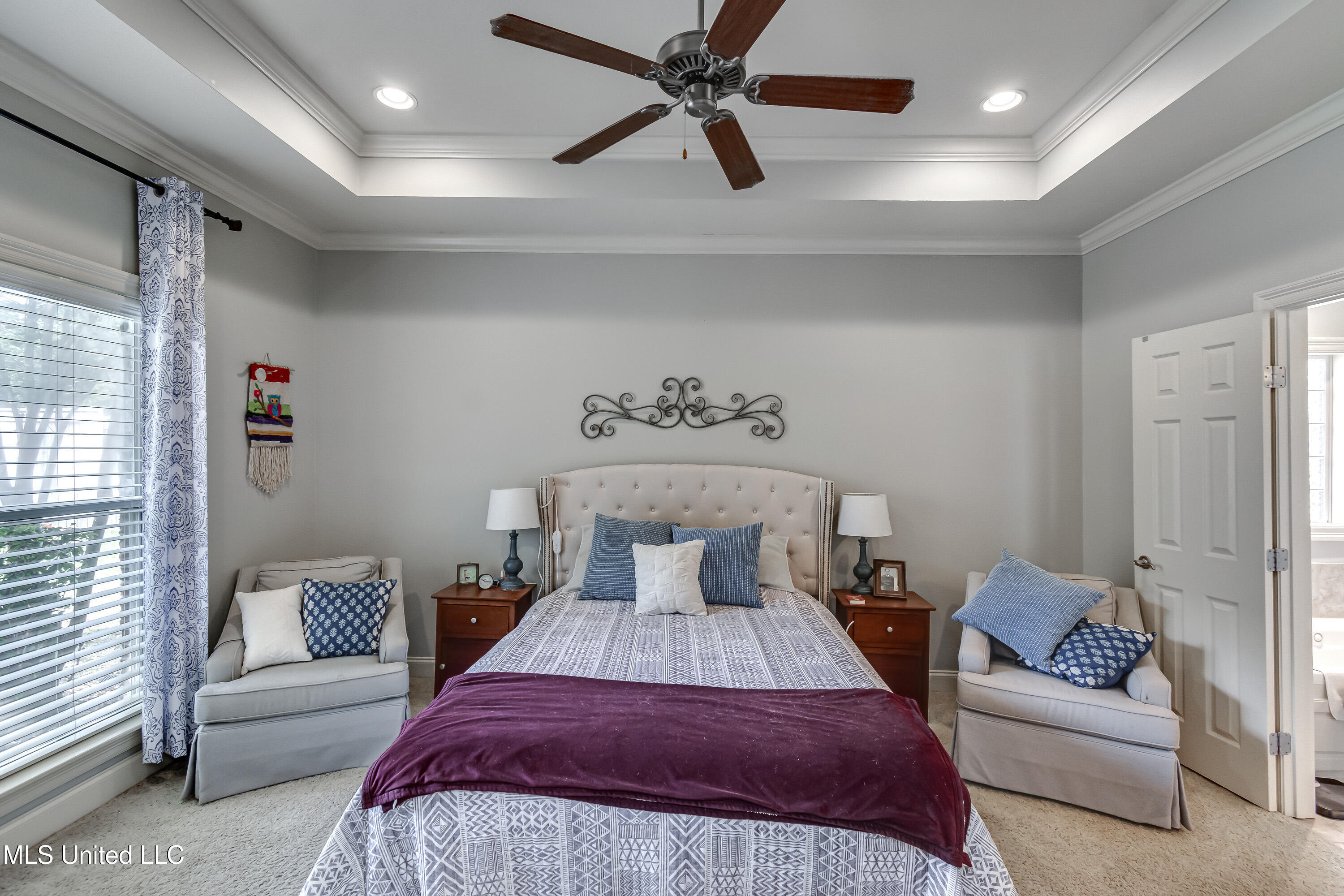 163 Seville Way Property Photo 39