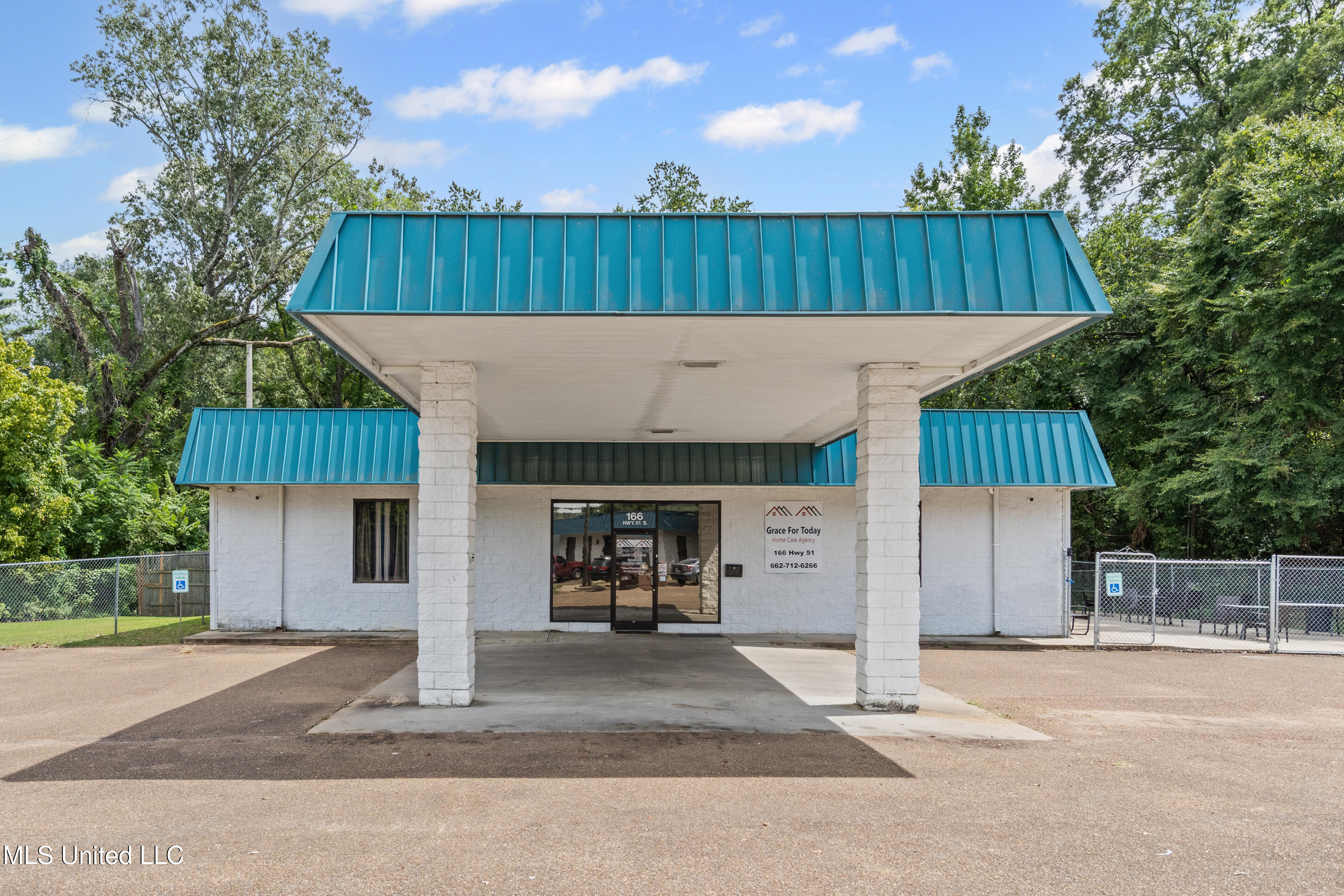 166 Highway 51 Property Photo 2