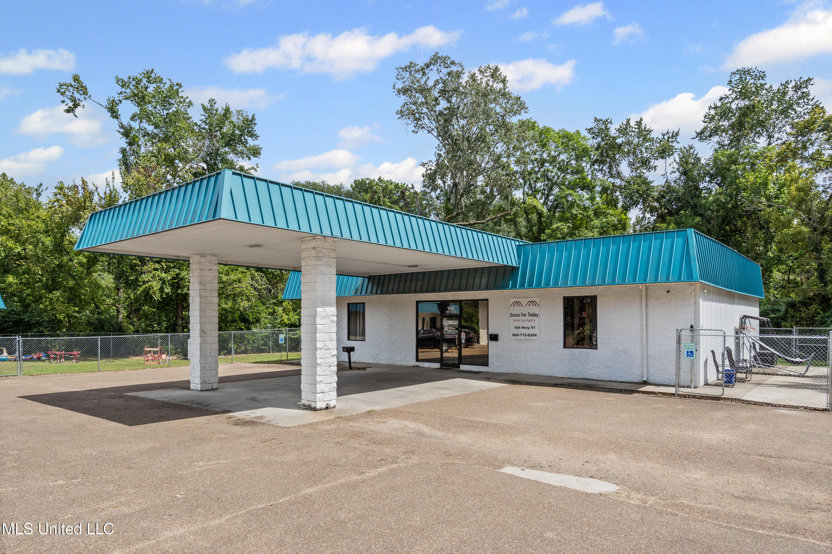 166 Highway 51 Property Photo 4