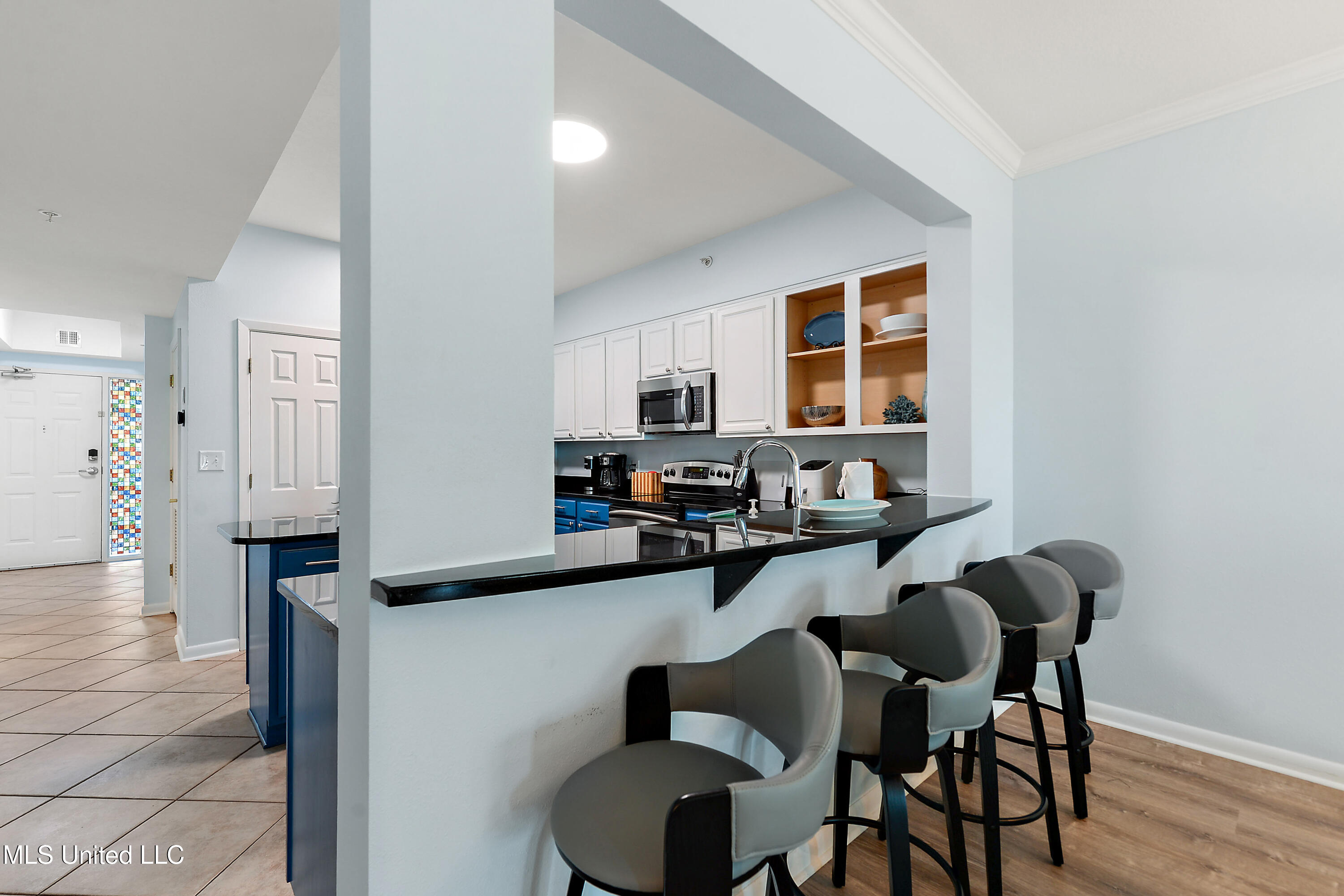 2230 Beach Drive Property Photo 13