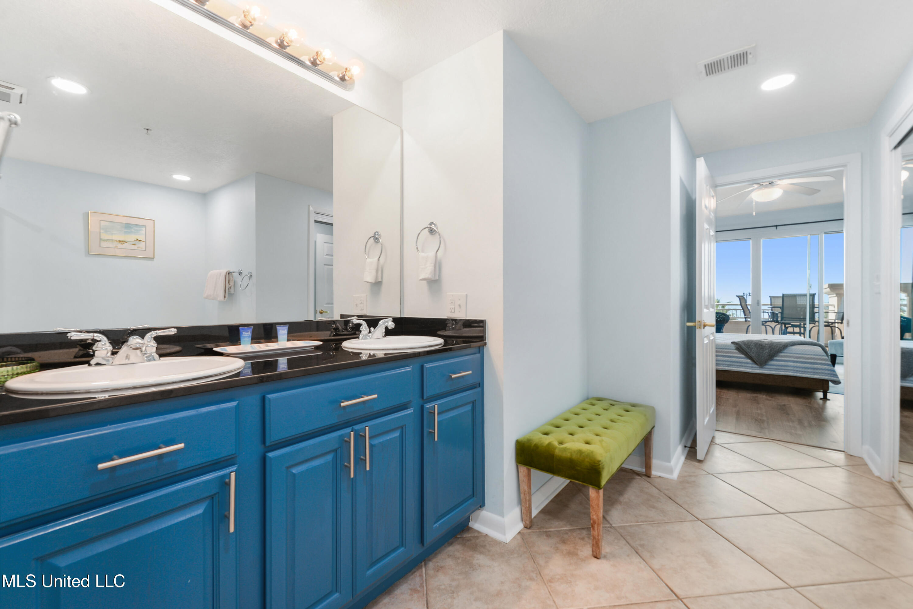 2230 Beach Drive Property Photo 16