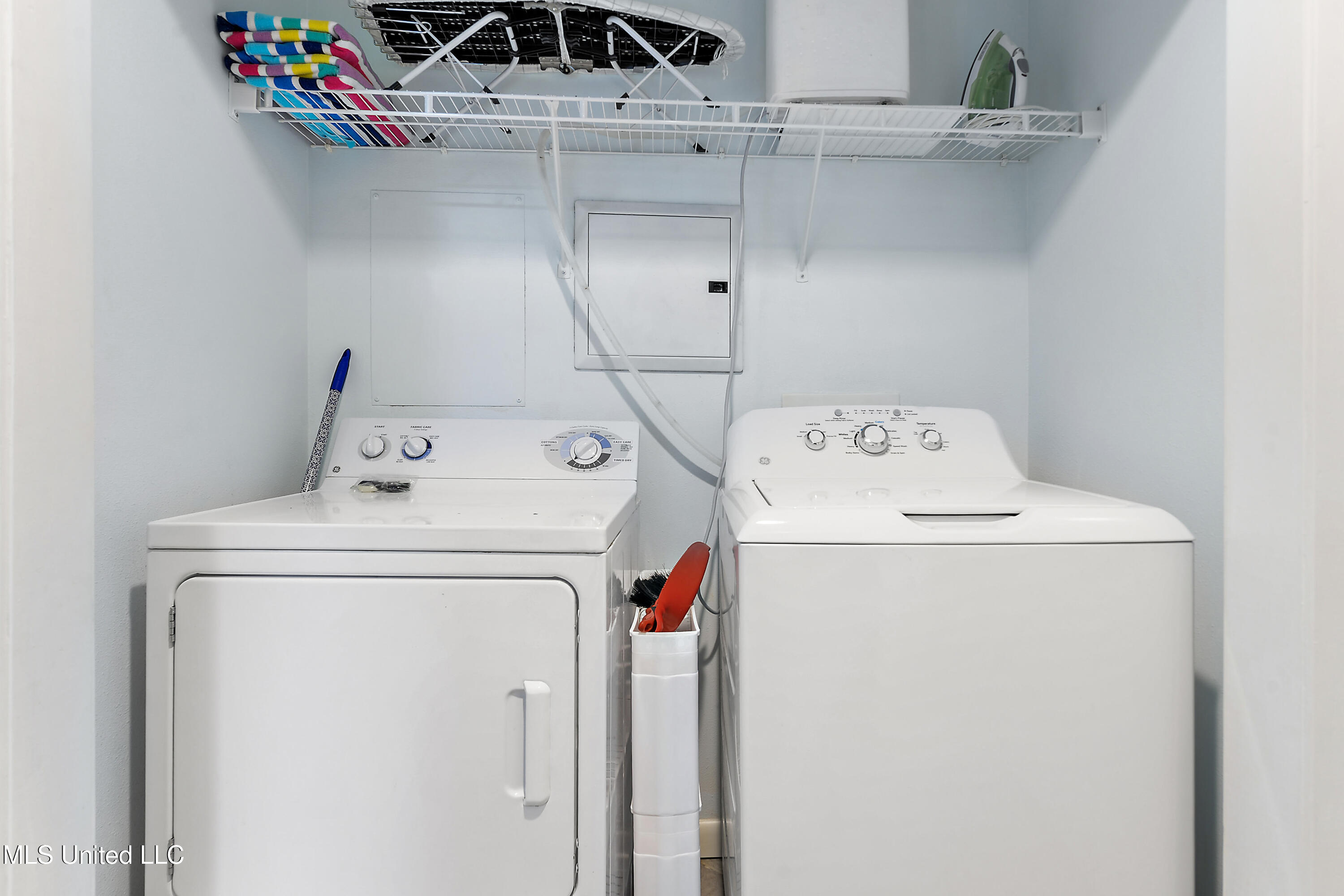 2230 Beach Drive Property Photo 23