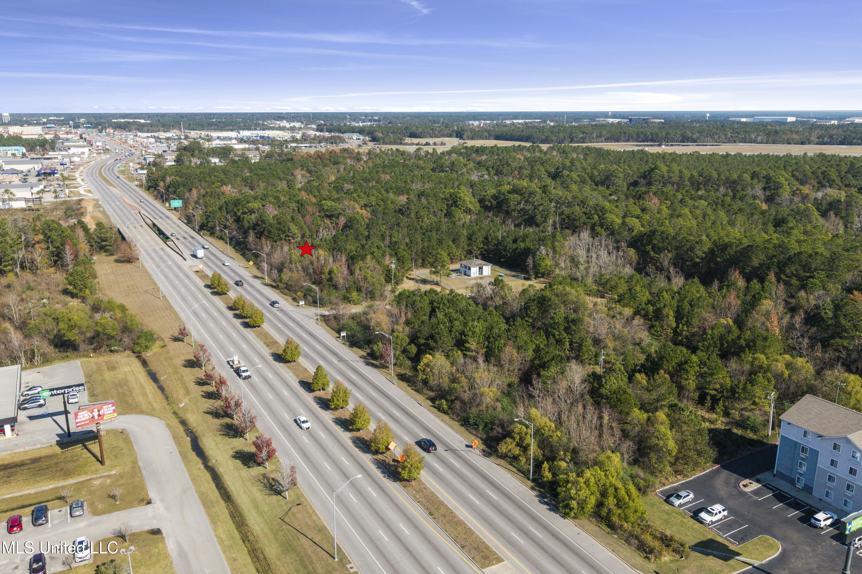 Us 49 Property Photo 10