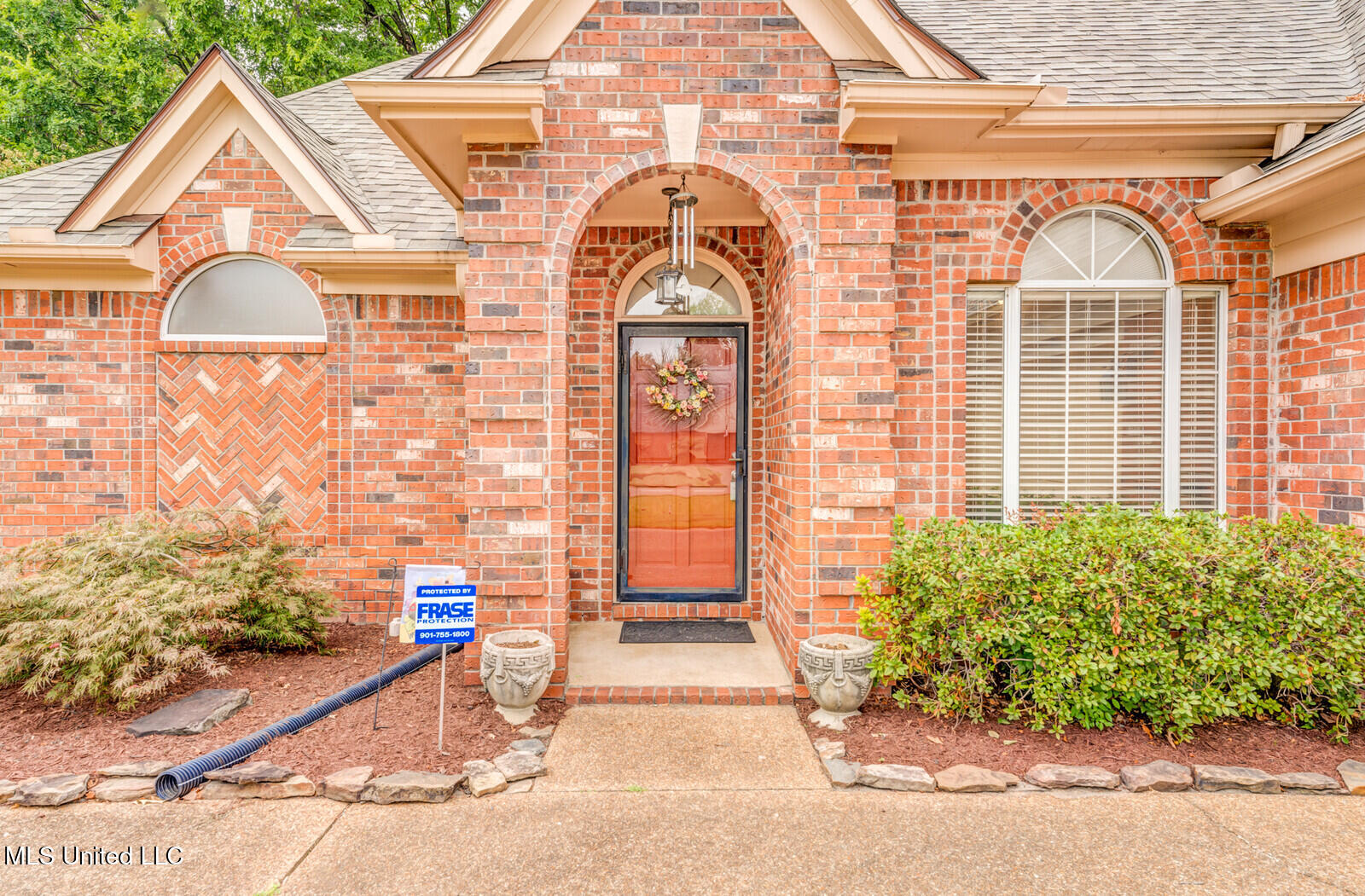 6683 Renee Drive Property Photo 5