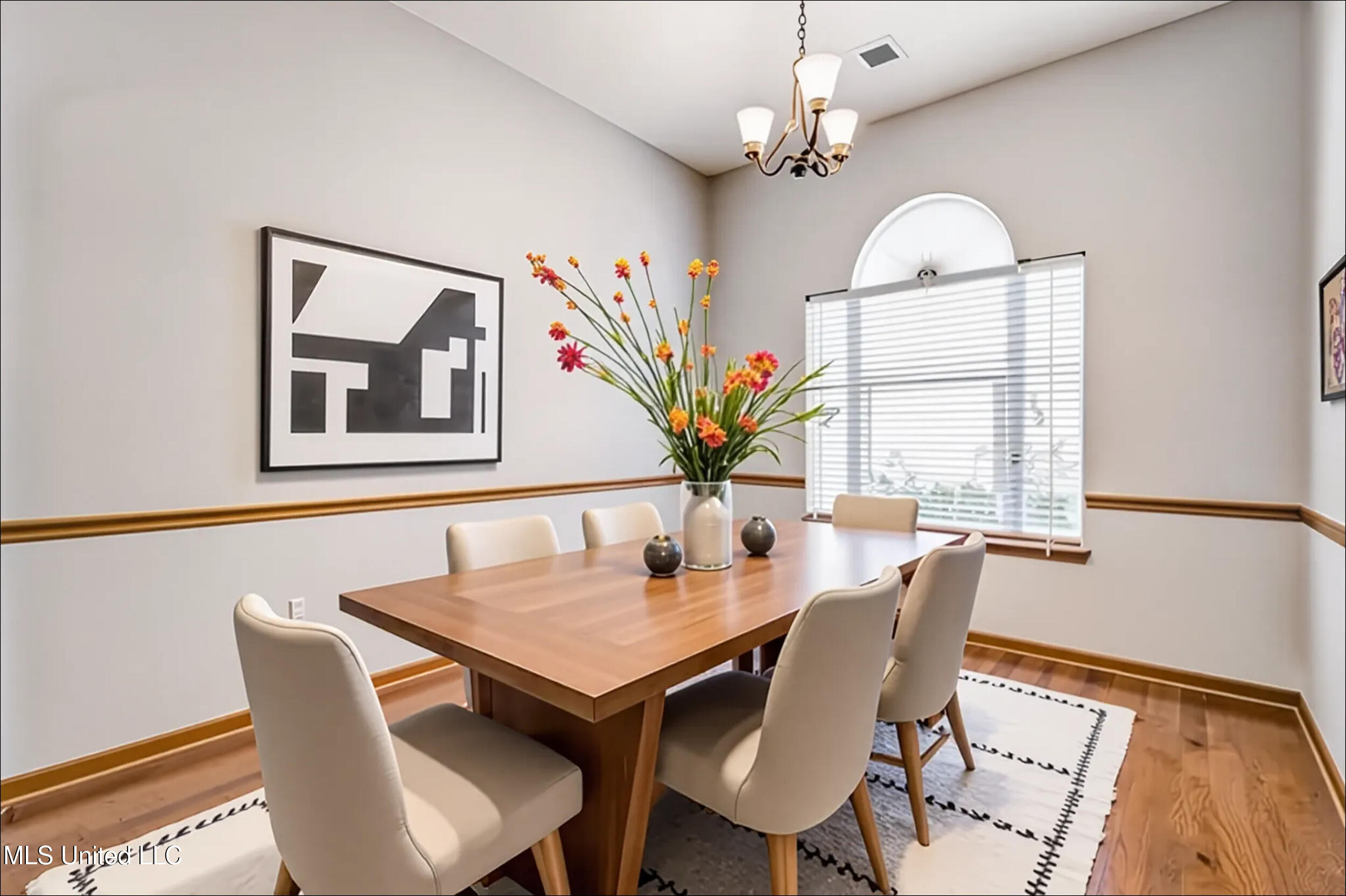 6683 Renee Drive Property Photo 8