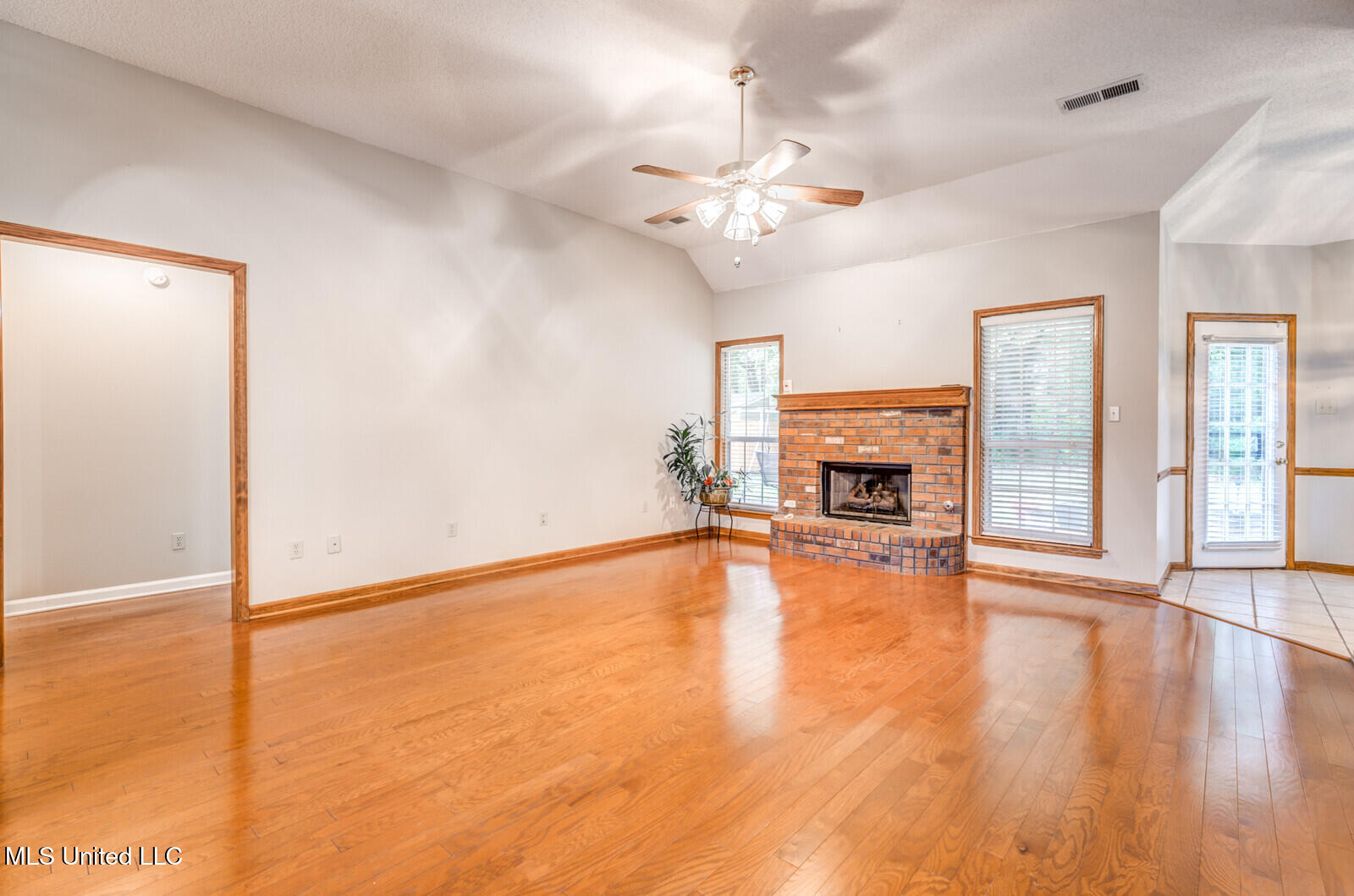 6683 Renee Drive Property Photo 11