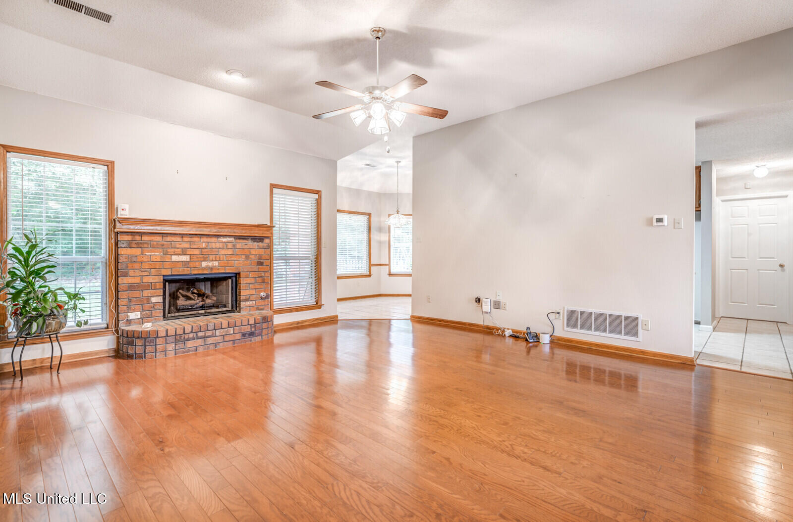 6683 Renee Drive Property Photo 12