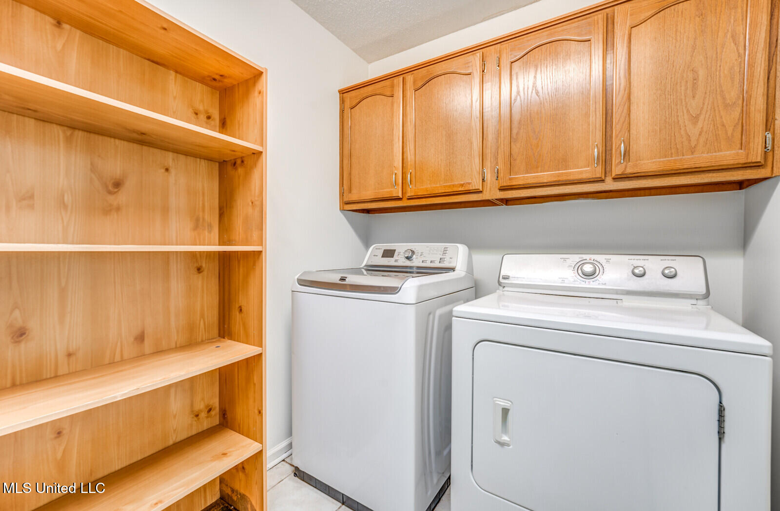 6683 Renee Drive Property Photo 23