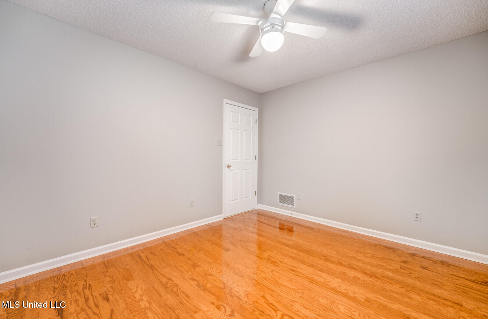 6683 Renee Drive Property Photo 37