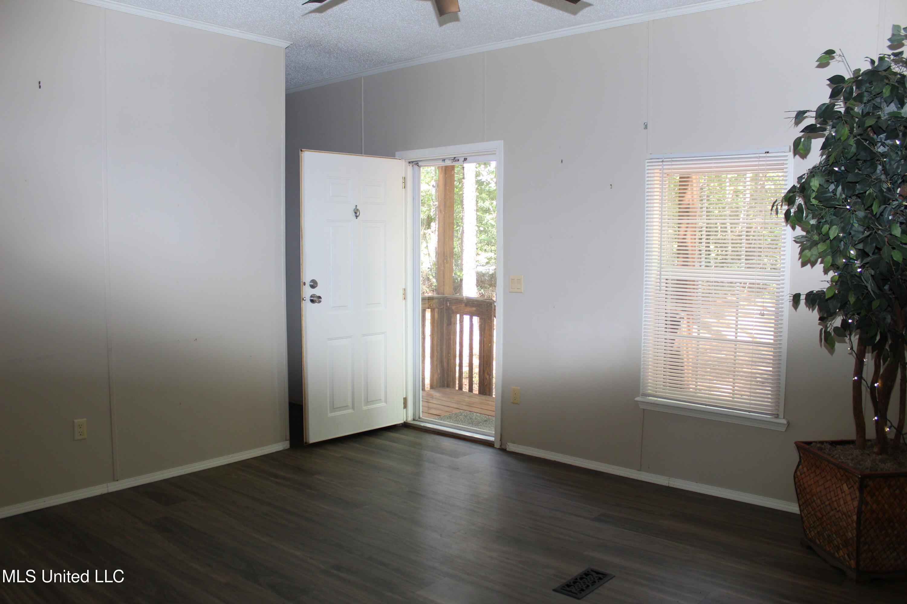 271 Howell-mill Road Property Photo 7
