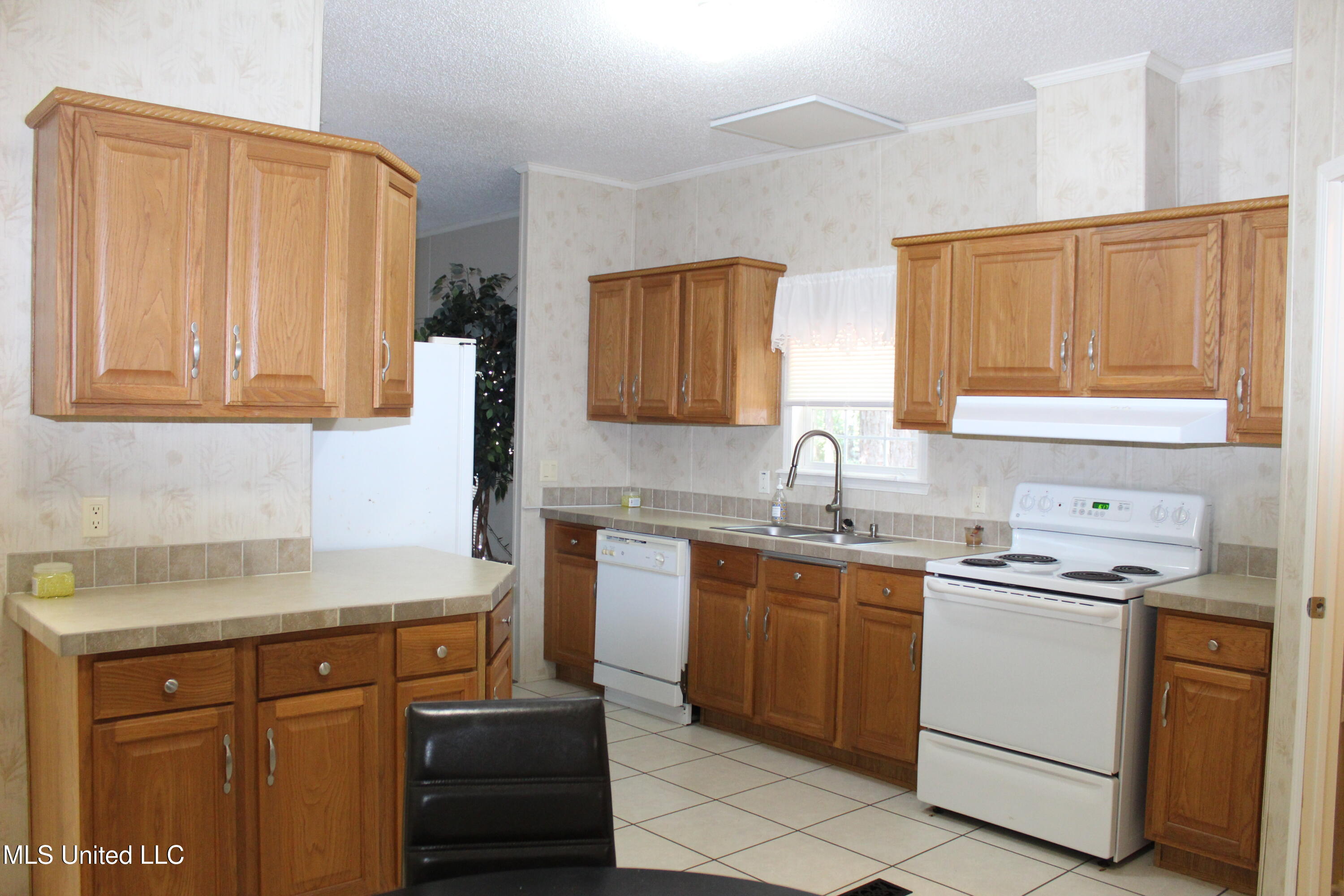 271 Howell-mill Road Property Photo 9