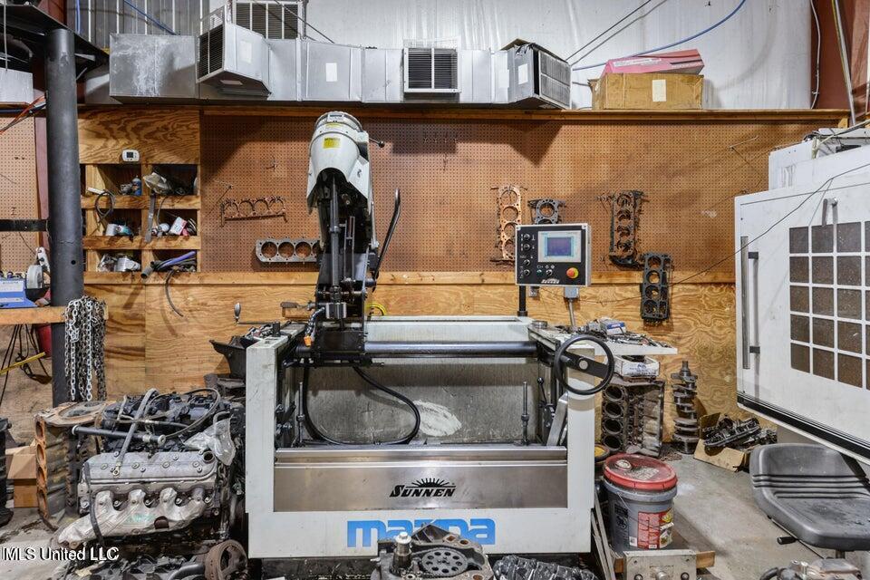 526 1/2 Main Street Property Photo 9