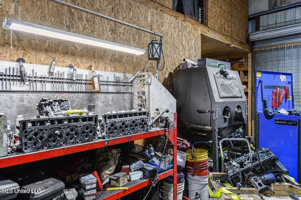 526 1/2 Main Street Property Photo 15