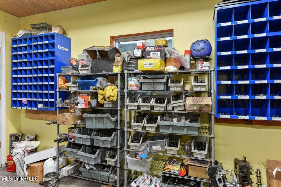 526 1/2 Main Street Property Photo 21