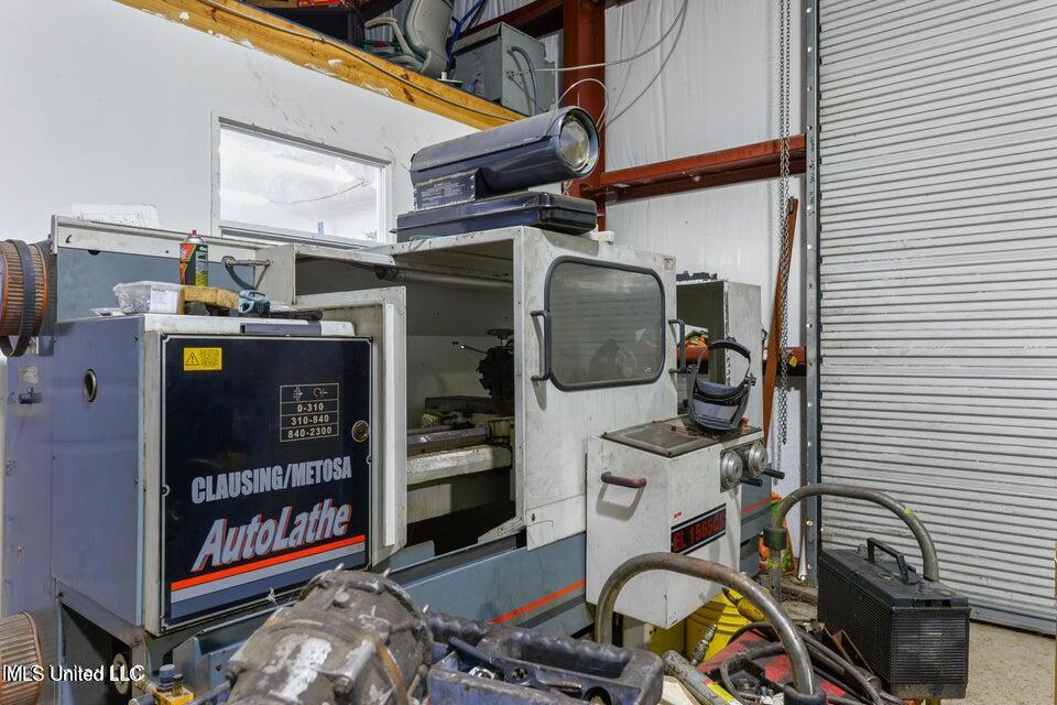 526 1/2 Main Street Property Photo 28