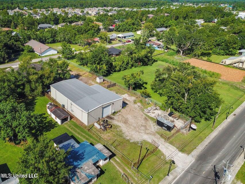 526 1/2 Main Street Property Photo 39