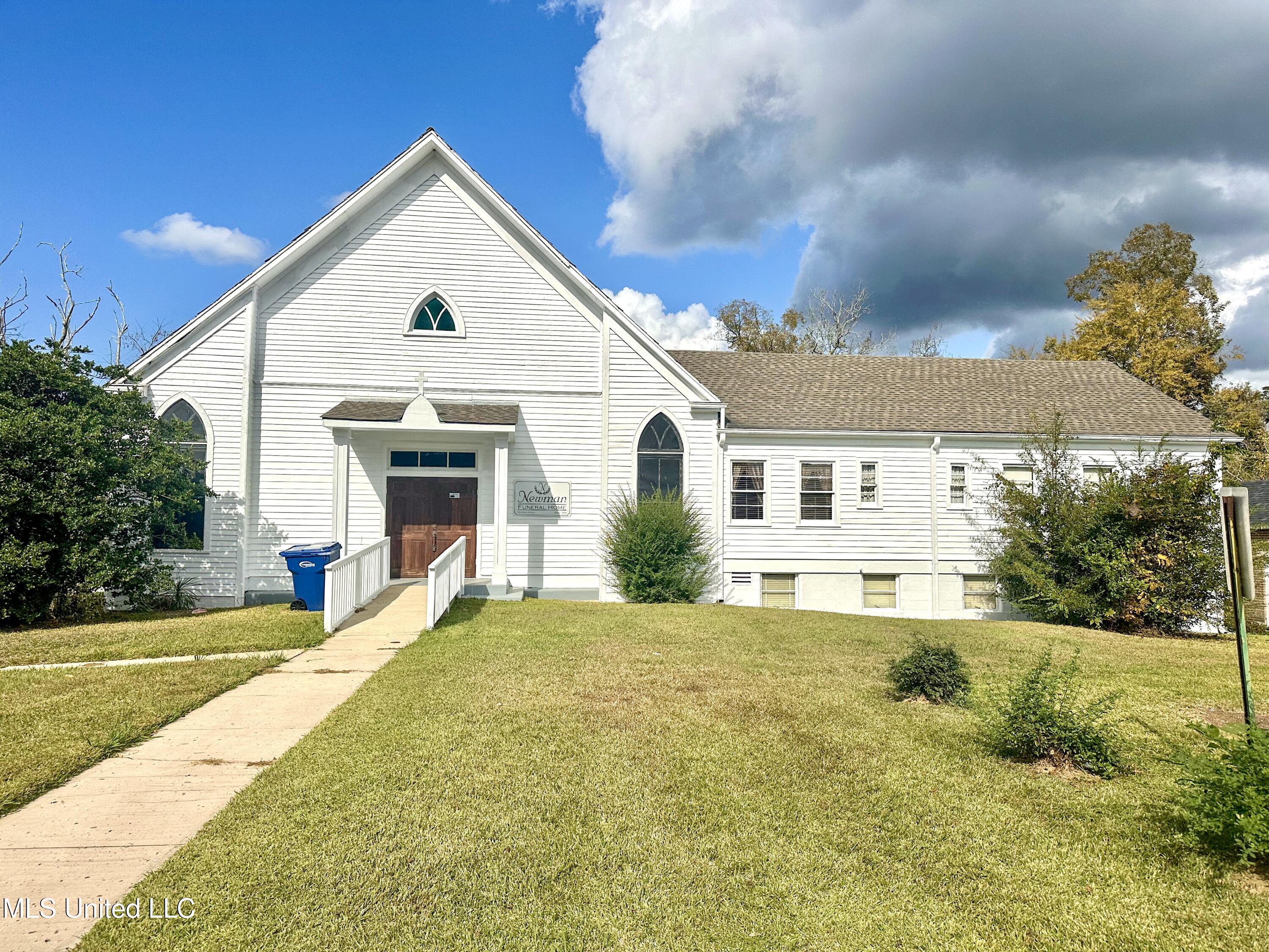 504 Main Street Property Photo 1