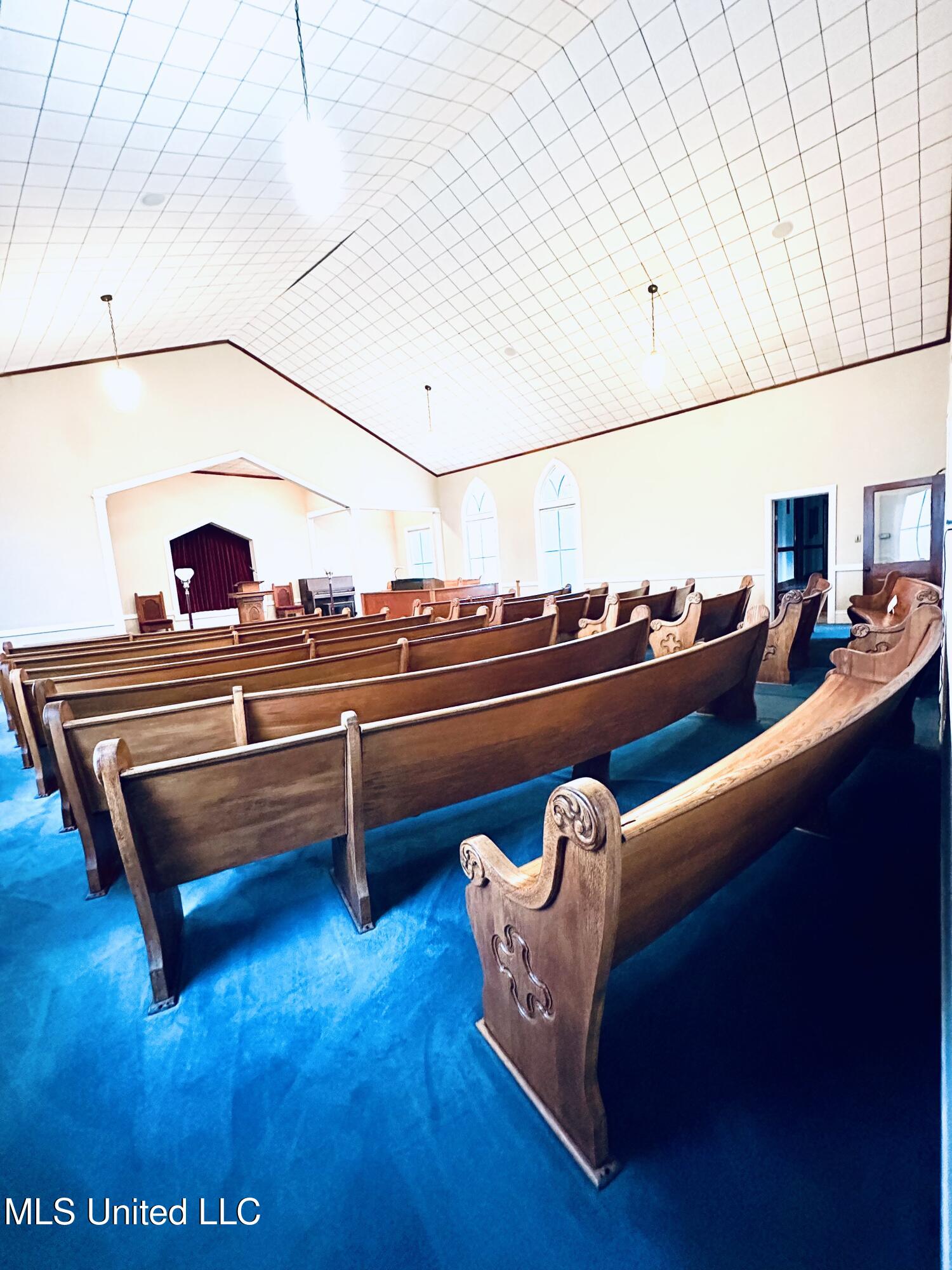 504 Main Street Property Photo 6