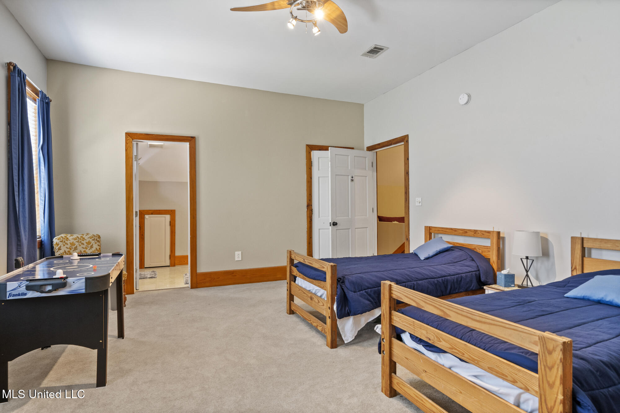7711 Cuevas Town Road Property Photo 30
