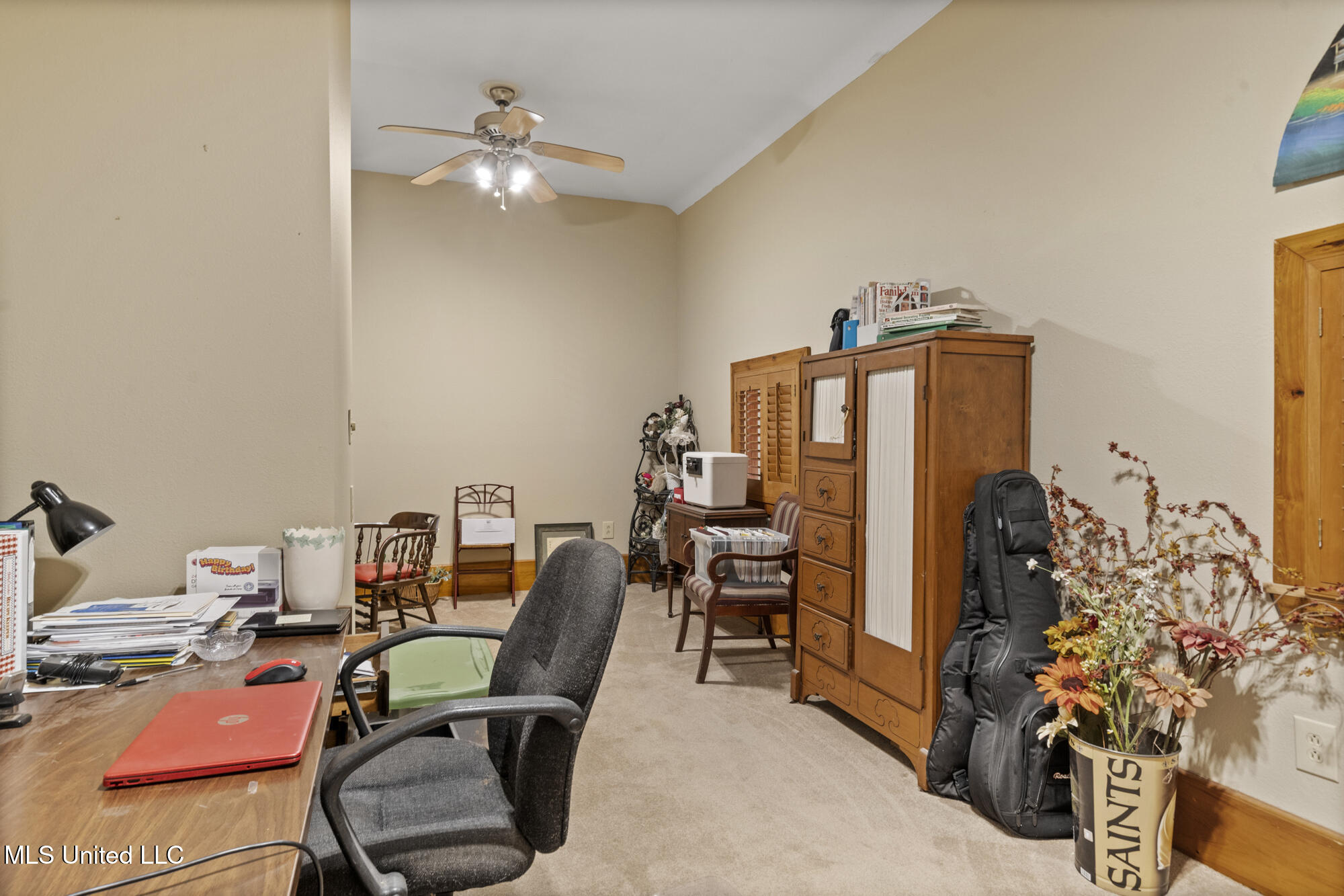 7711 Cuevas Town Road Property Photo 32