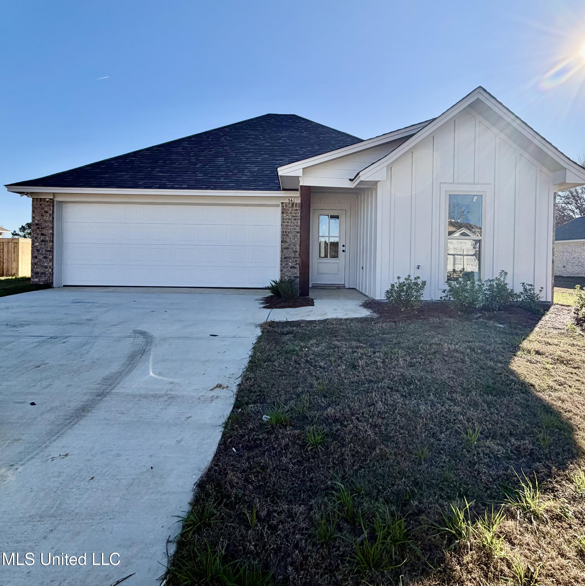 561 Patrick Farms Drive Property Photo 1