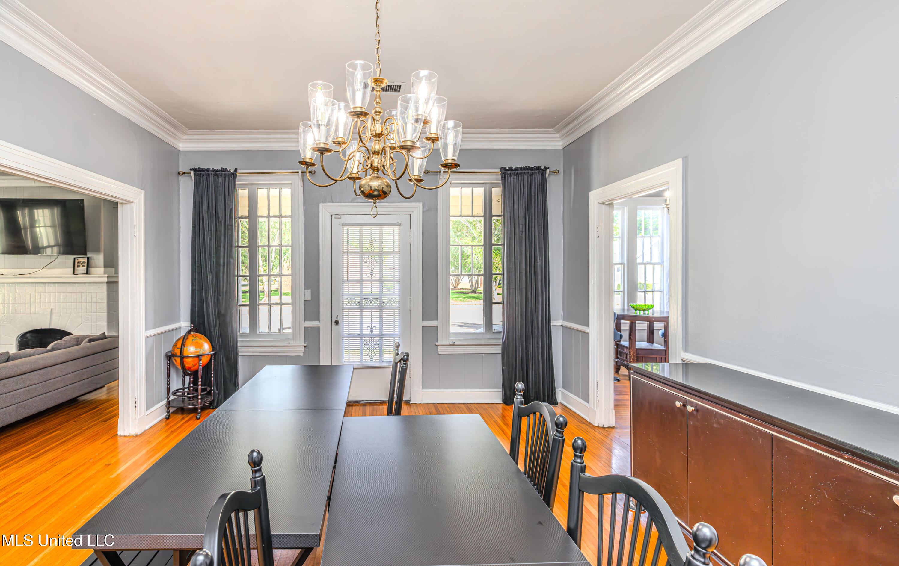 604 S Main Street Property Photo 20