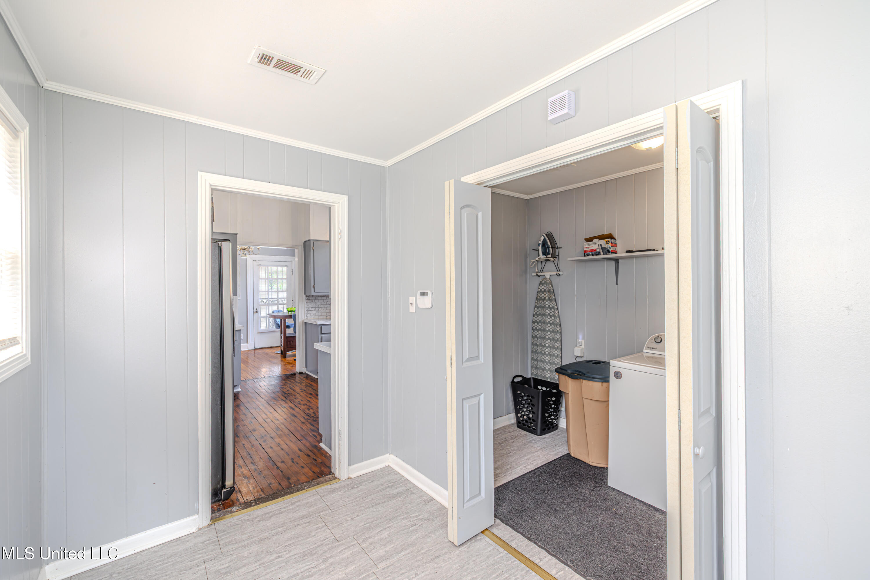 604 S Main Street Property Photo 34