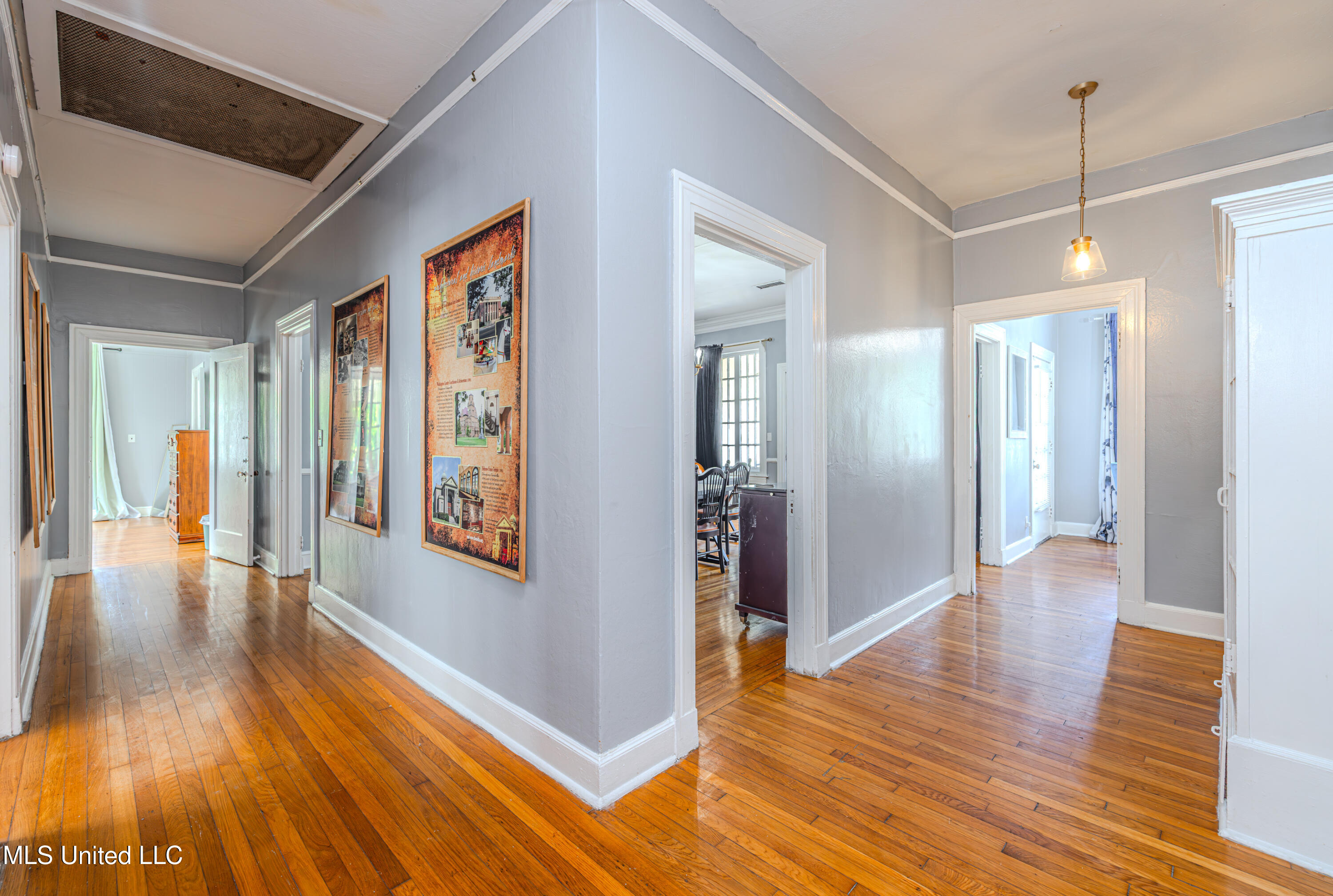 604 S Main Street Property Photo 49