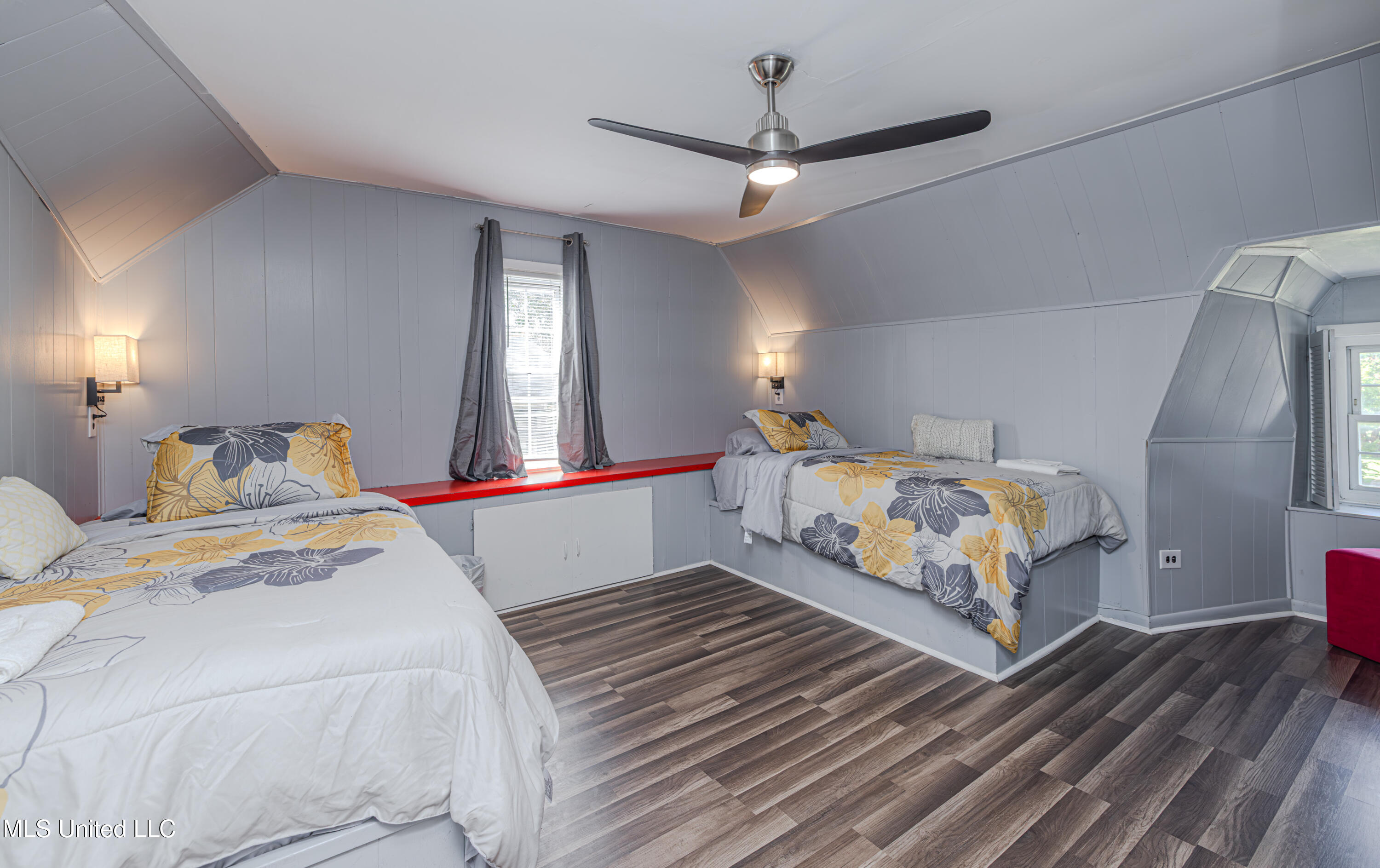 604 S Main Street Property Photo 61