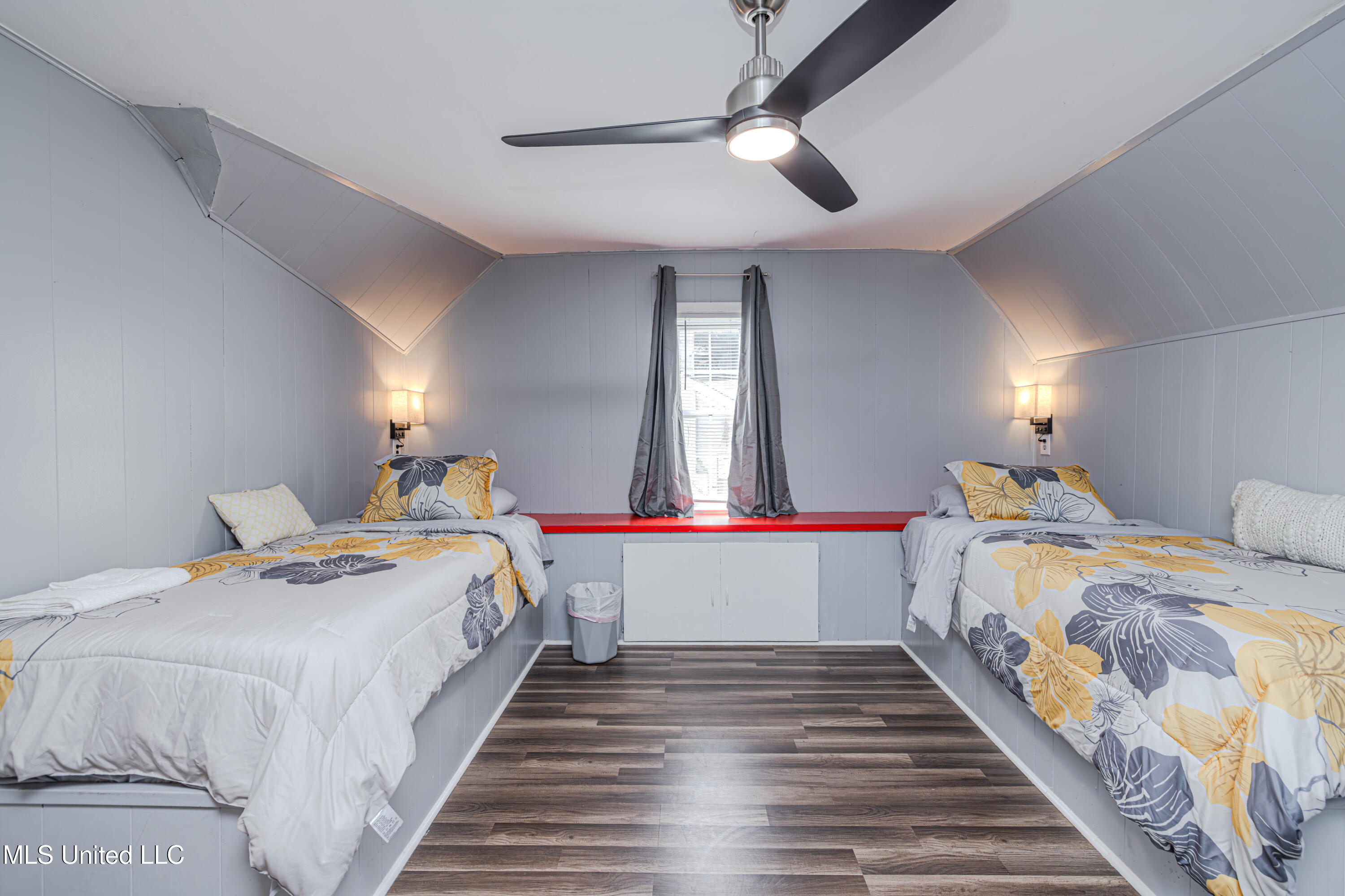 604 S Main Street Property Photo 62