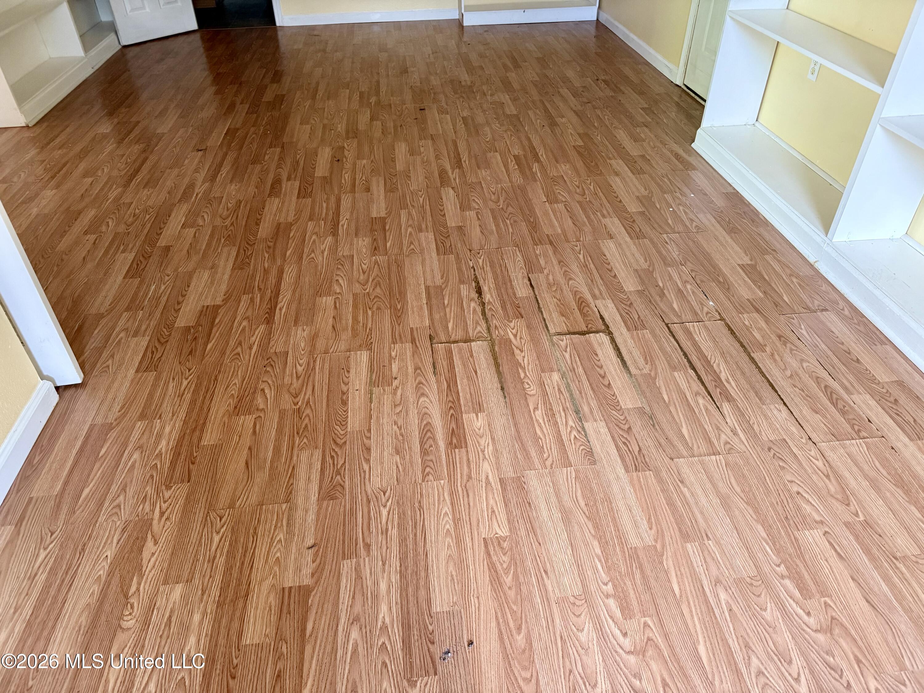 7646 Madison Drive Property Photo 2