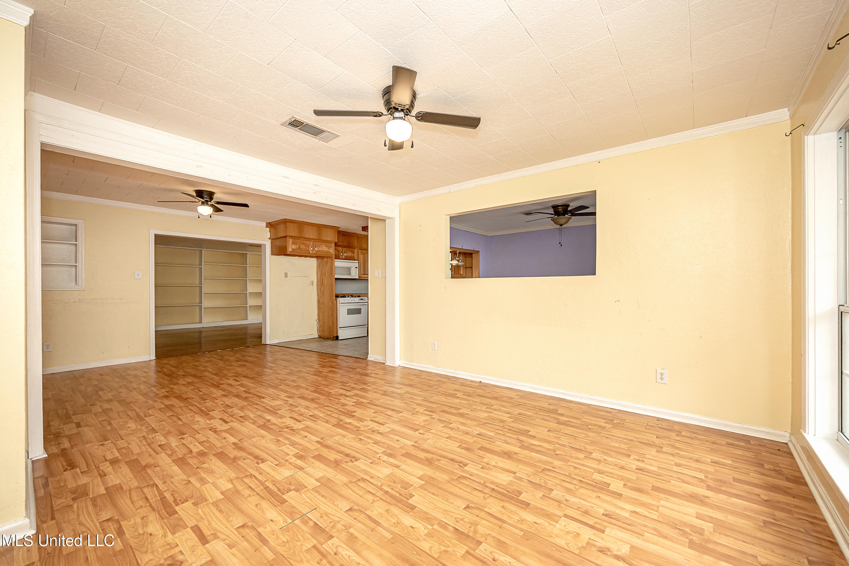 7646 Madison Drive Property Photo 10