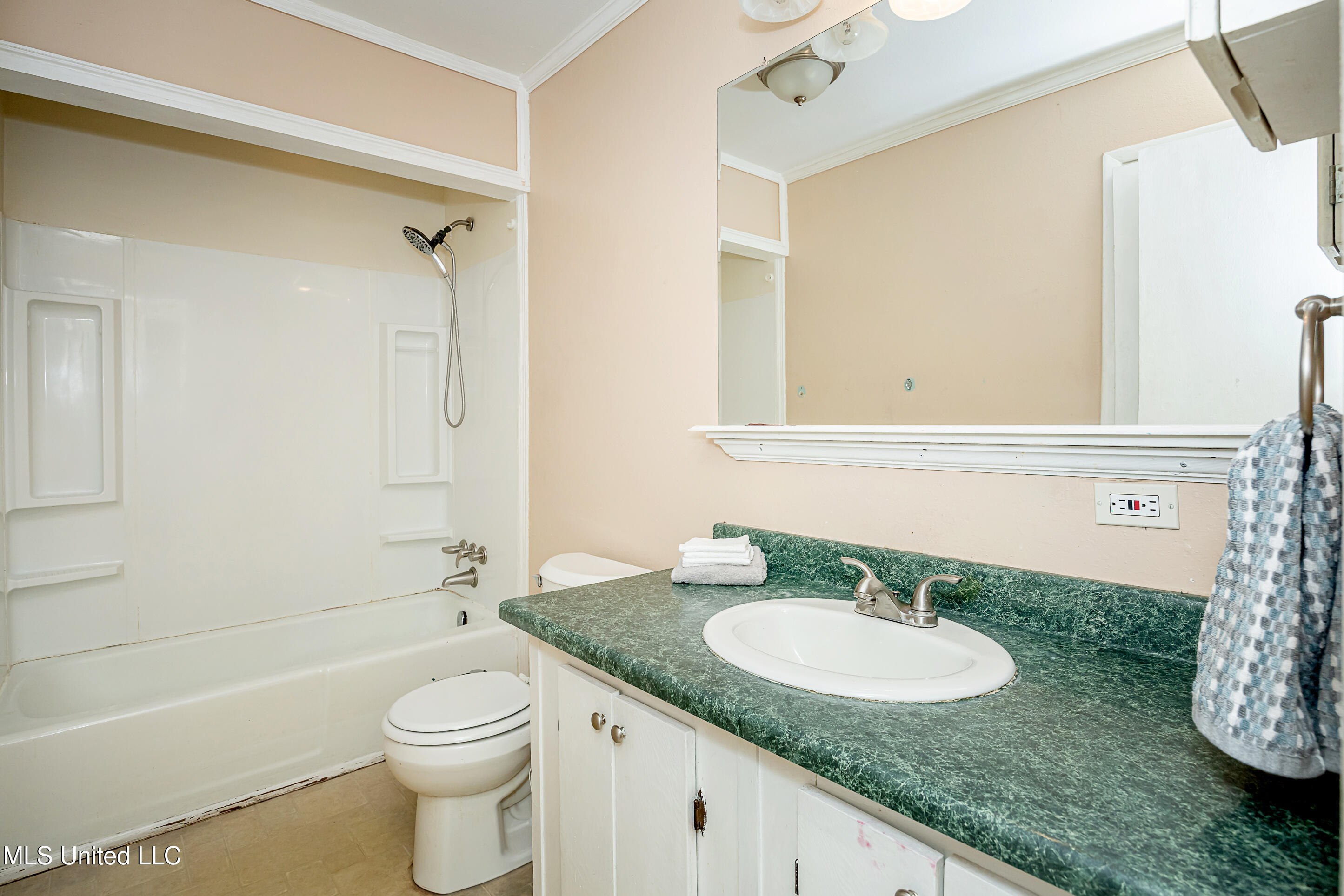 7646 Madison Drive Property Photo 25
