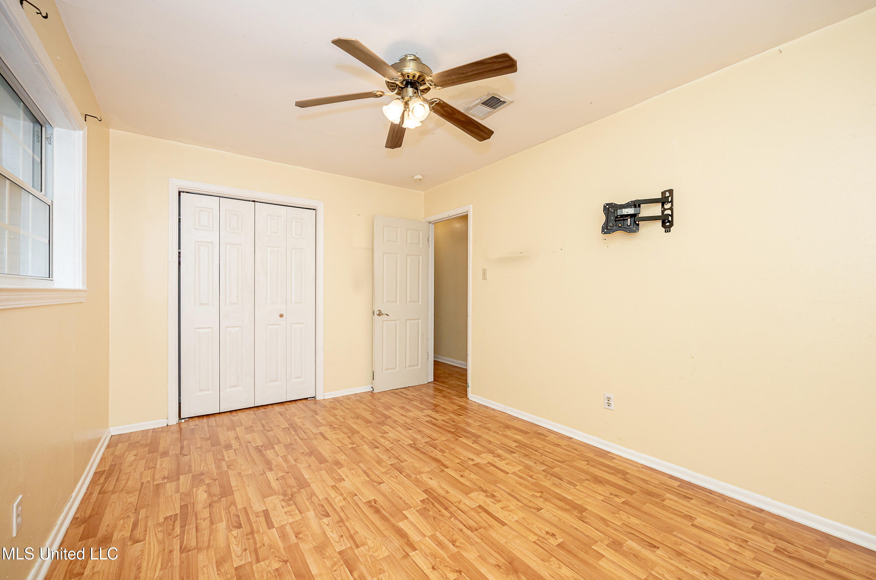 7646 Madison Drive Property Photo 27