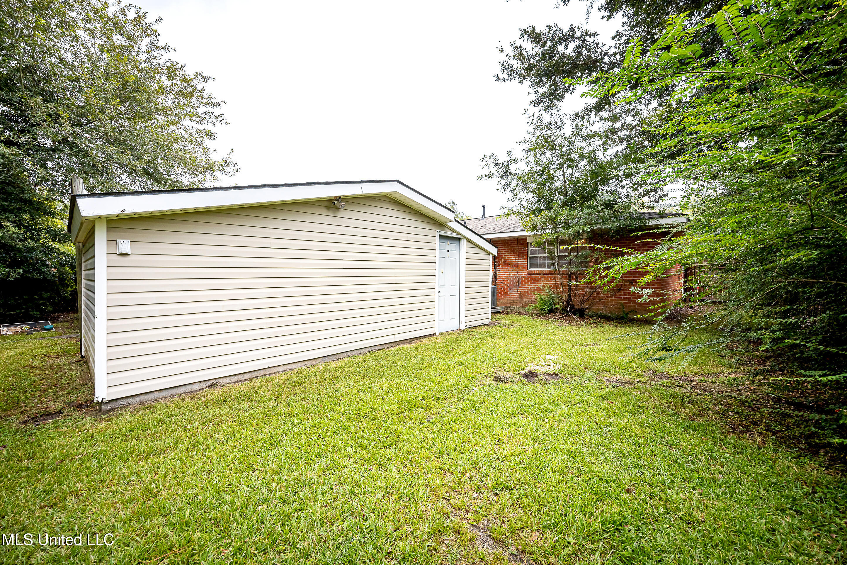 7646 Madison Drive Property Photo 40