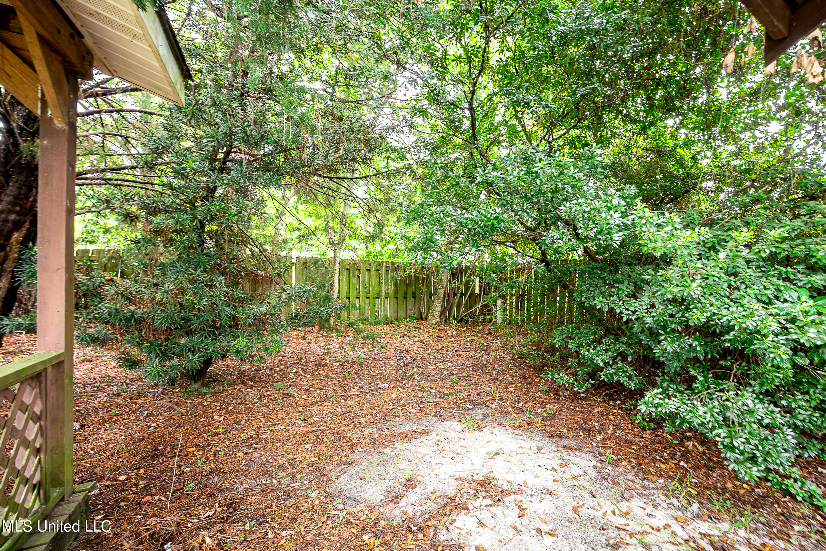 7646 Madison Drive Property Photo 42