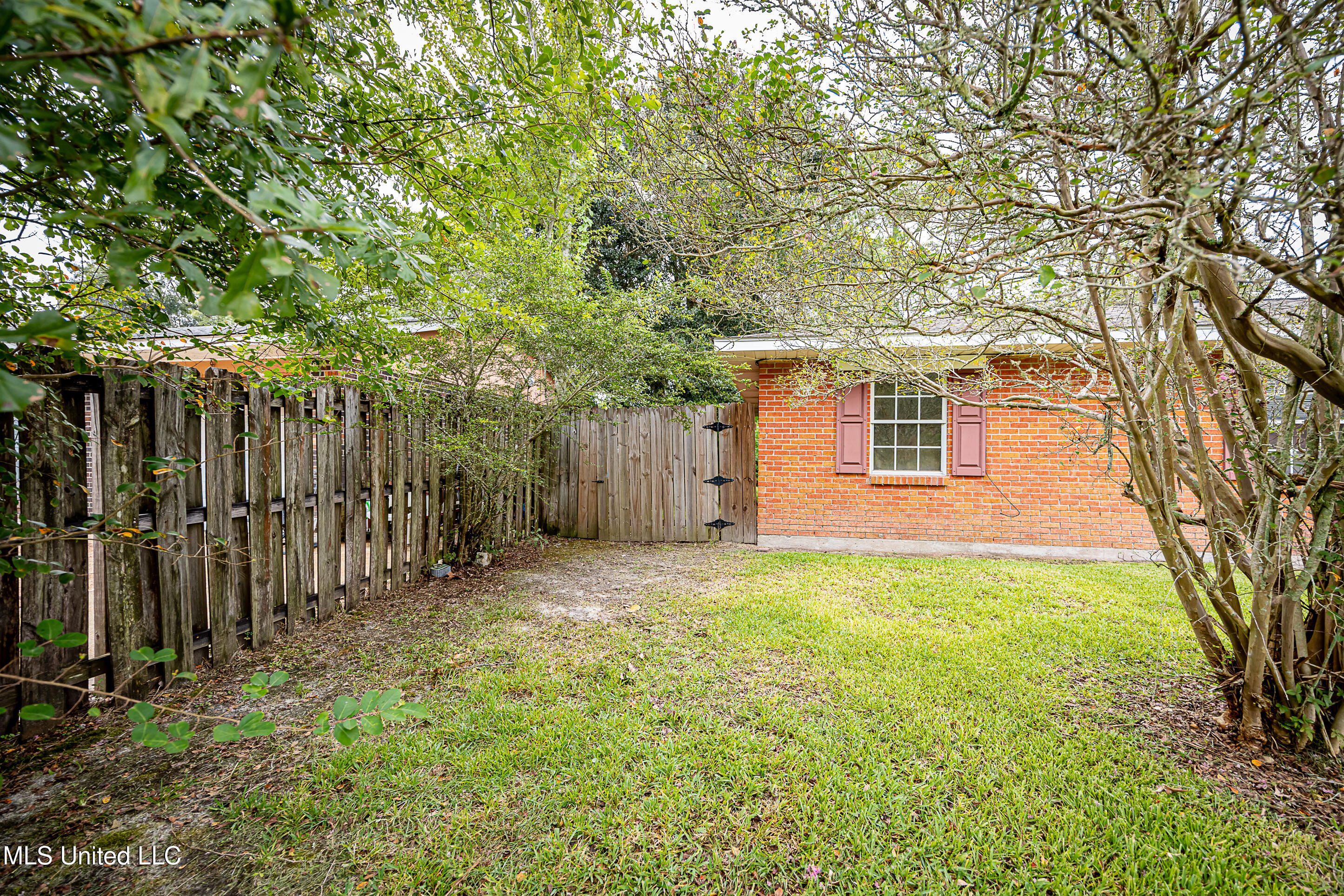 7646 Madison Drive Property Photo 43