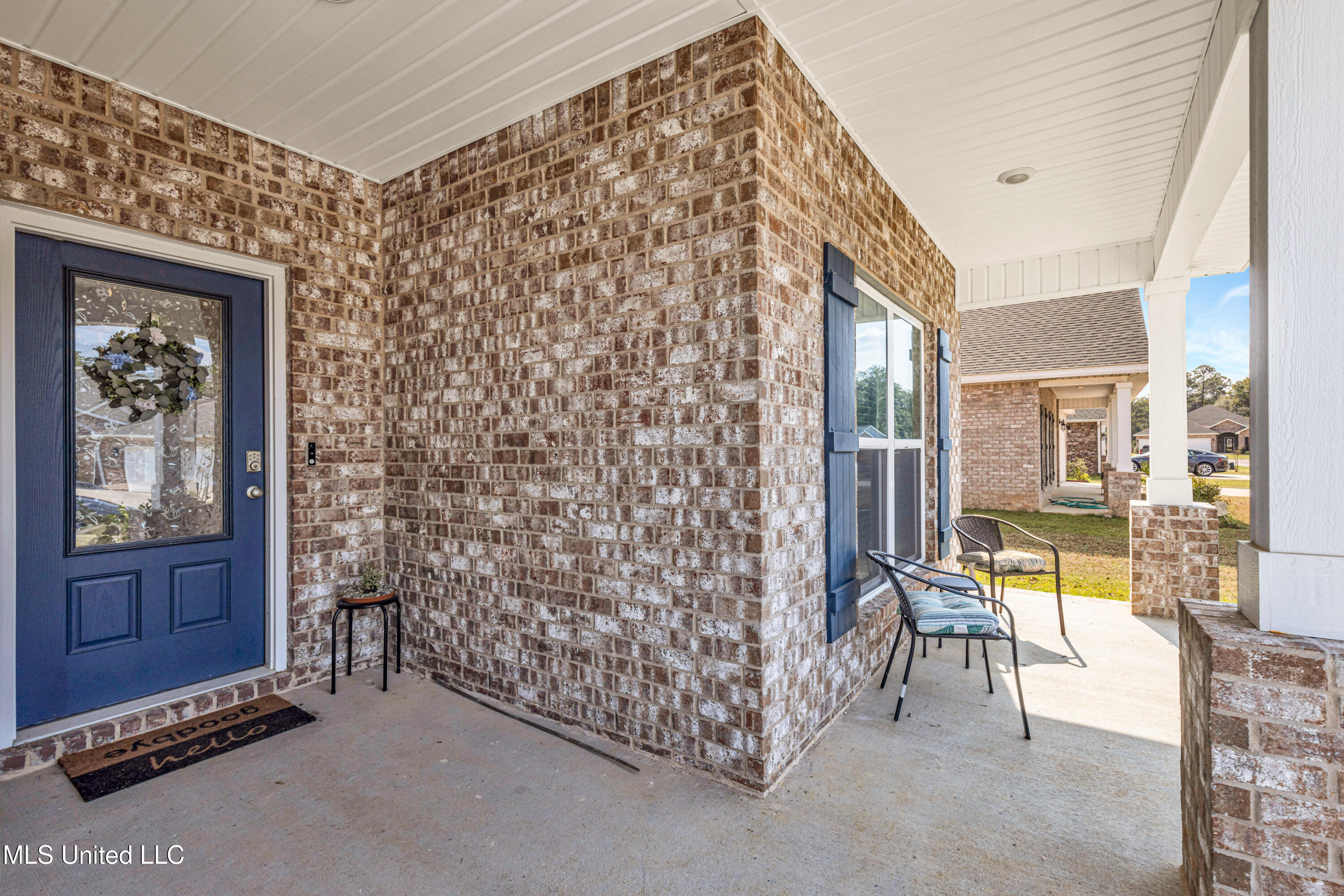8008 Crawford Drive Property Photo 4